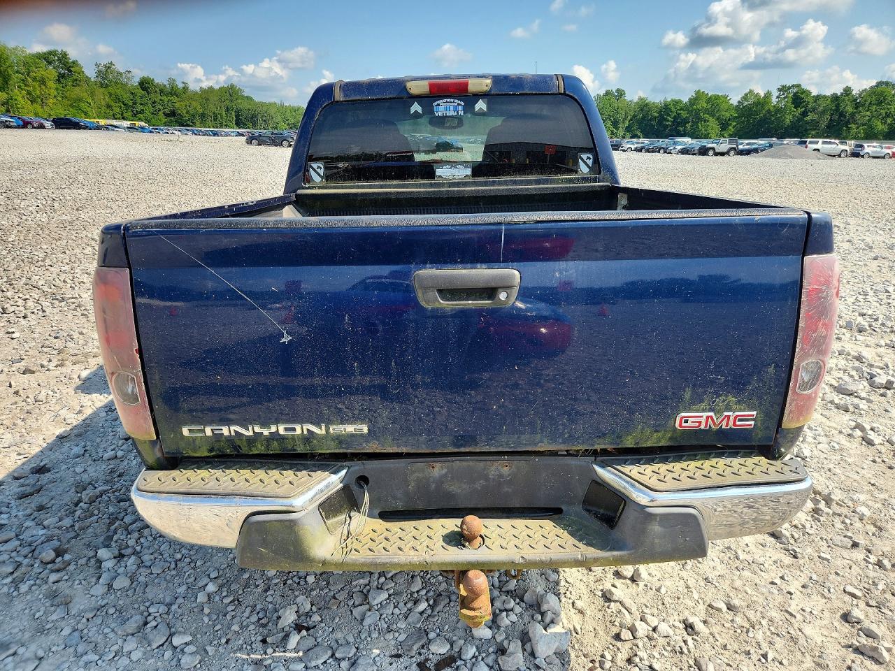 2004 Gmc Canyon Синий vin: 1GTCS136748196717