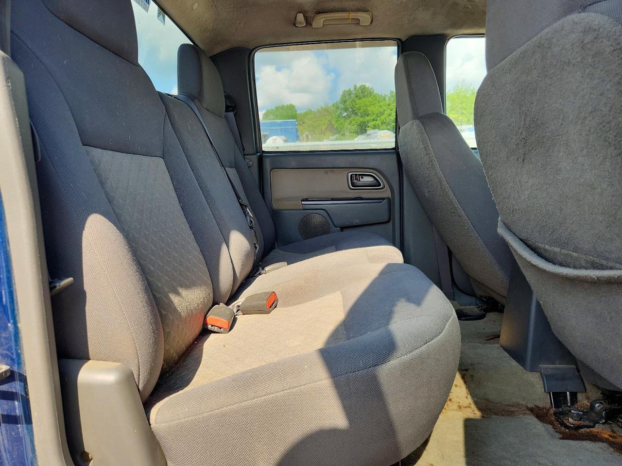 2004 Gmc Canyon Синий vin: 1GTCS136748196717