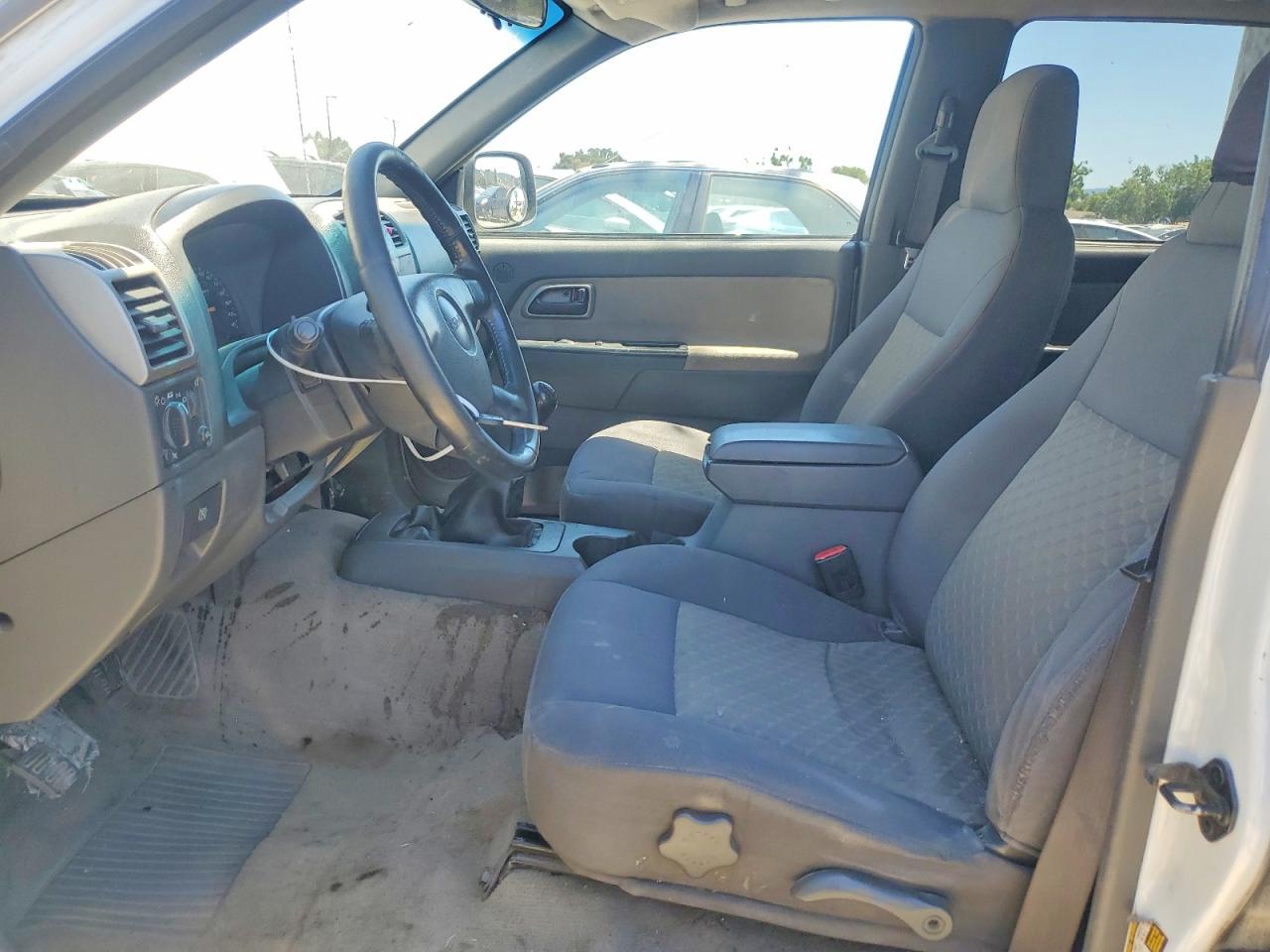 2005 Gmc Canyon Белый vin: 1GTCS138758168712