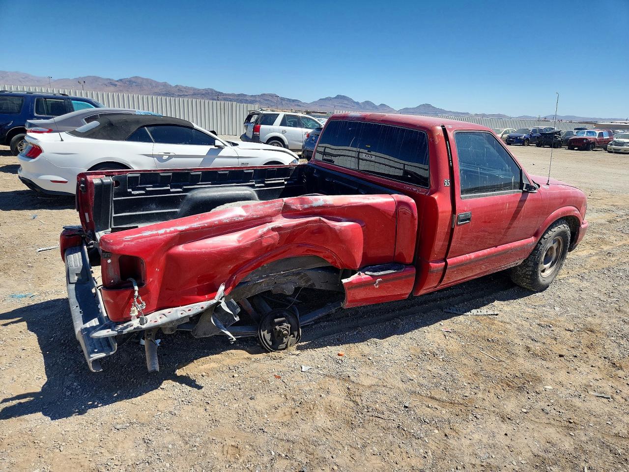 1998 Gmc Sonoma Red vin: 1GTCS1444W8510727