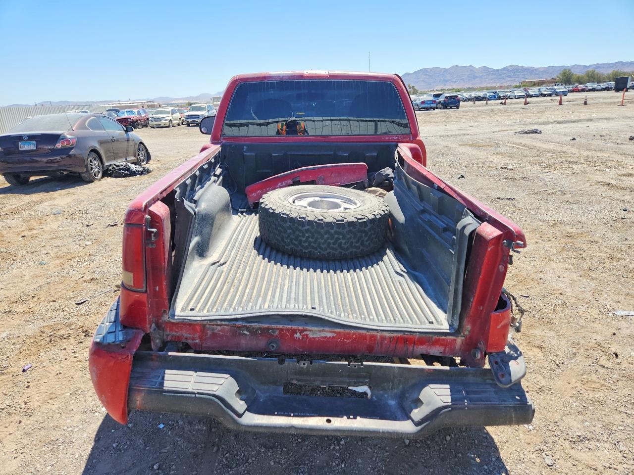 1998 Gmc Sonoma Red vin: 1GTCS1444W8510727
