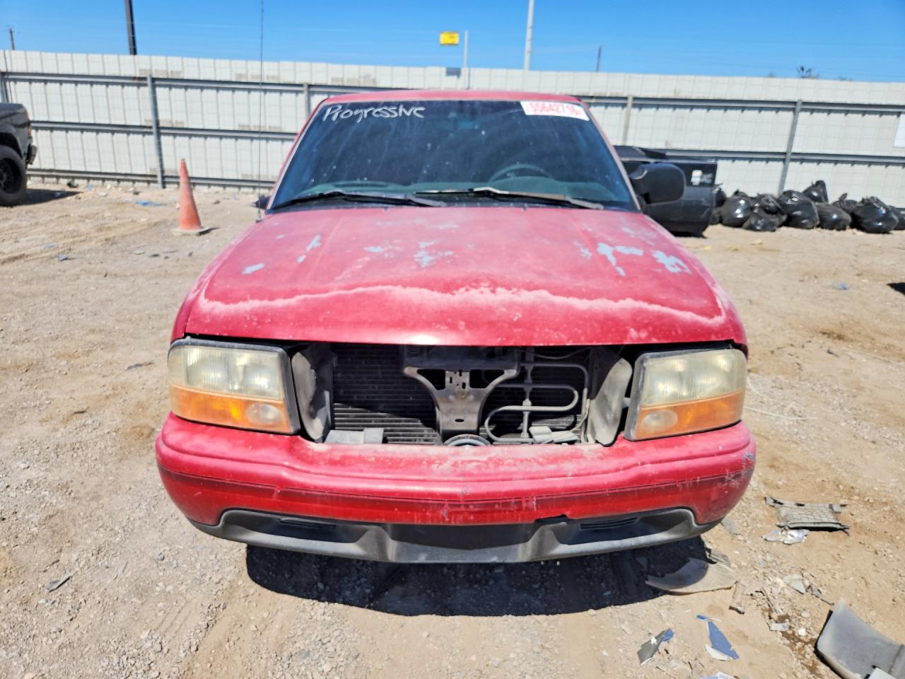 1998 Gmc Sonoma Red vin: 1GTCS1444W8510727