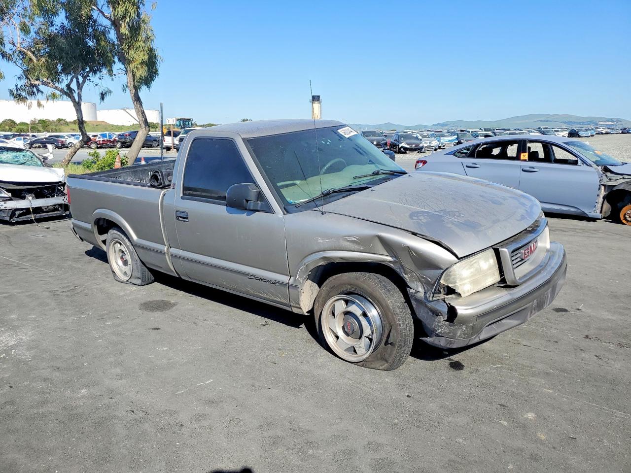 1999 Gmc Sonoma Серый vin: 1GTCS1444X8506436