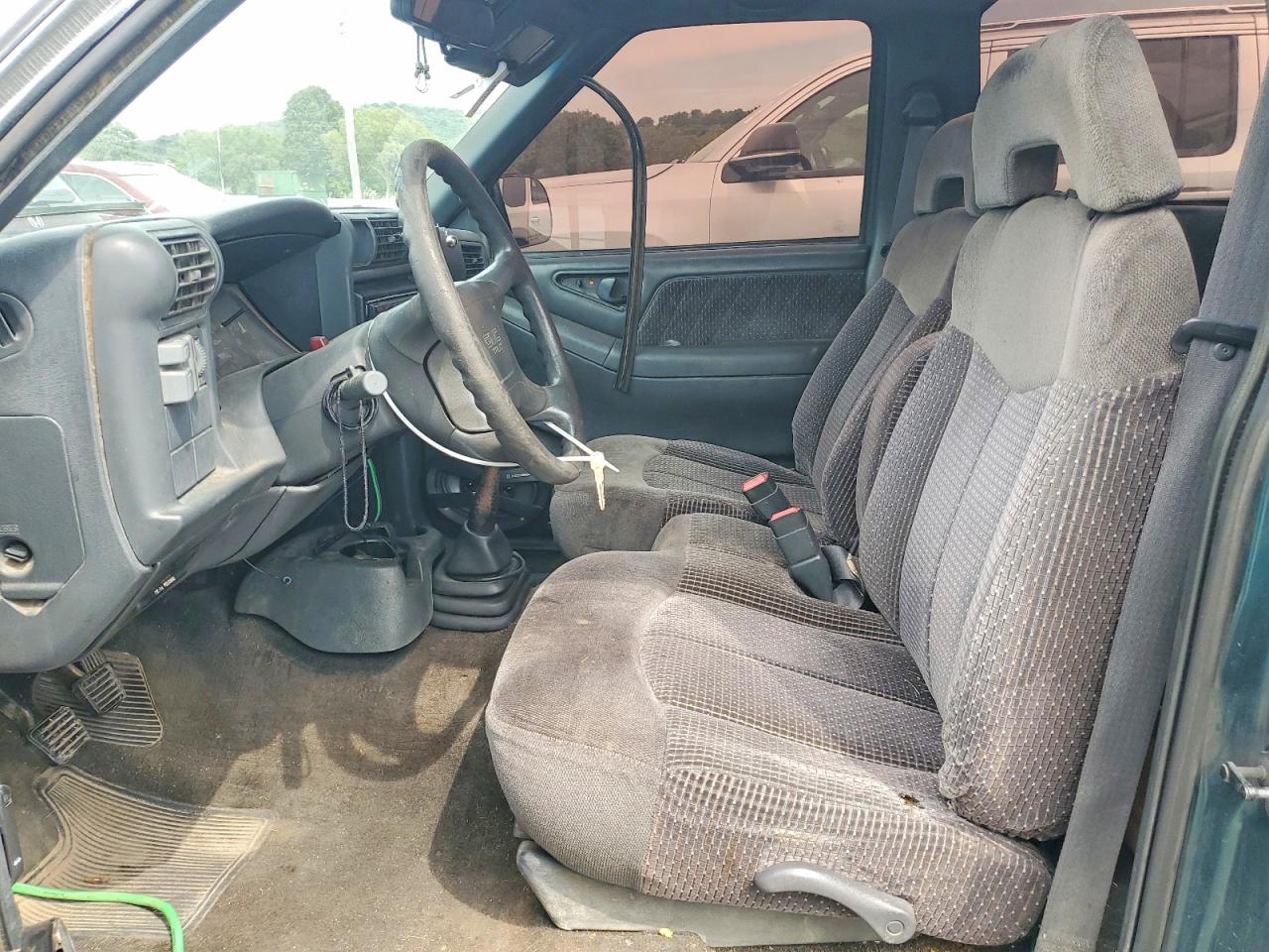 1997 Gmc Sonoma Green vin: 1GTCS1445VK505523