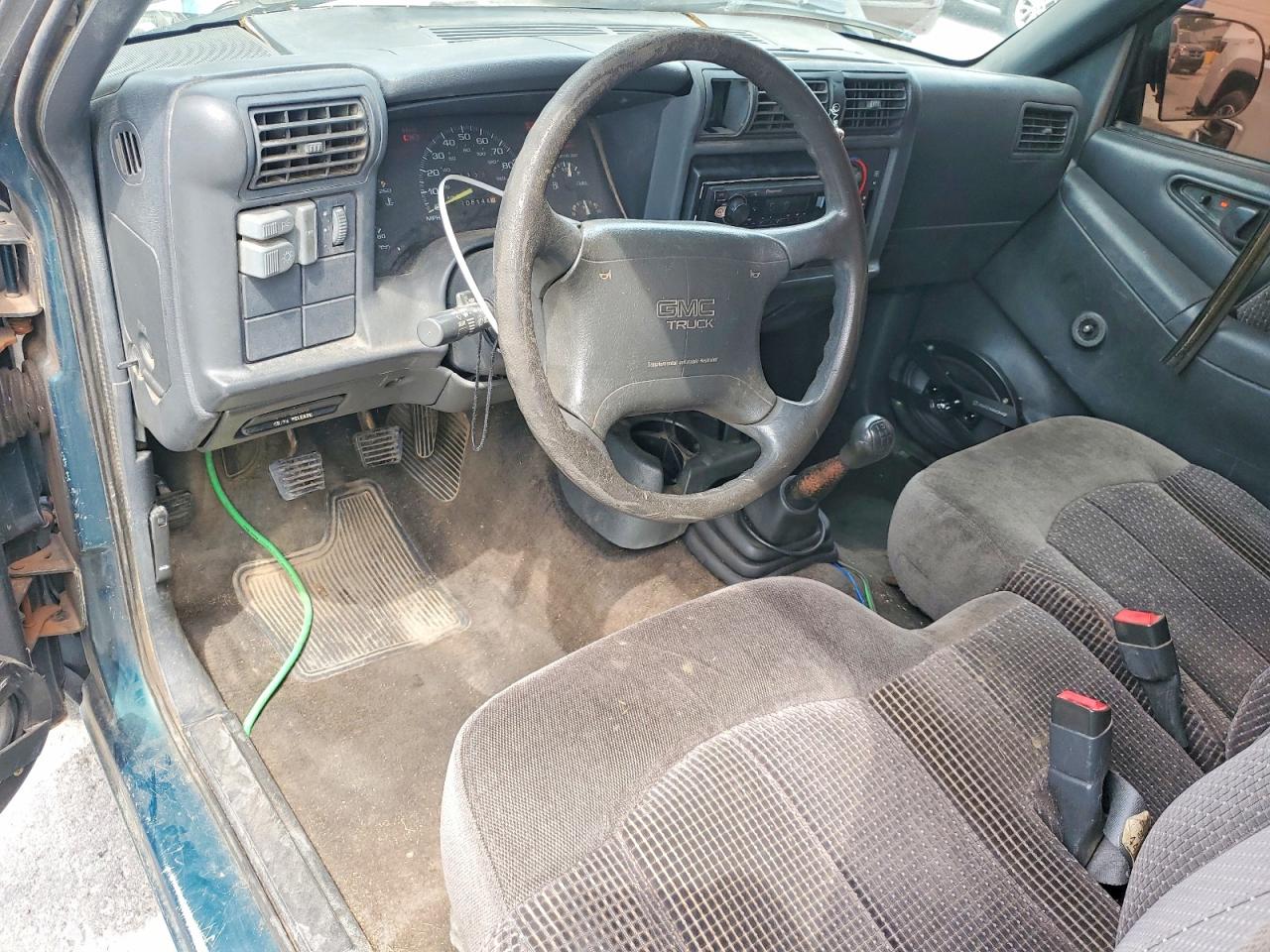 1997 Gmc Sonoma Green vin: 1GTCS1445VK505523