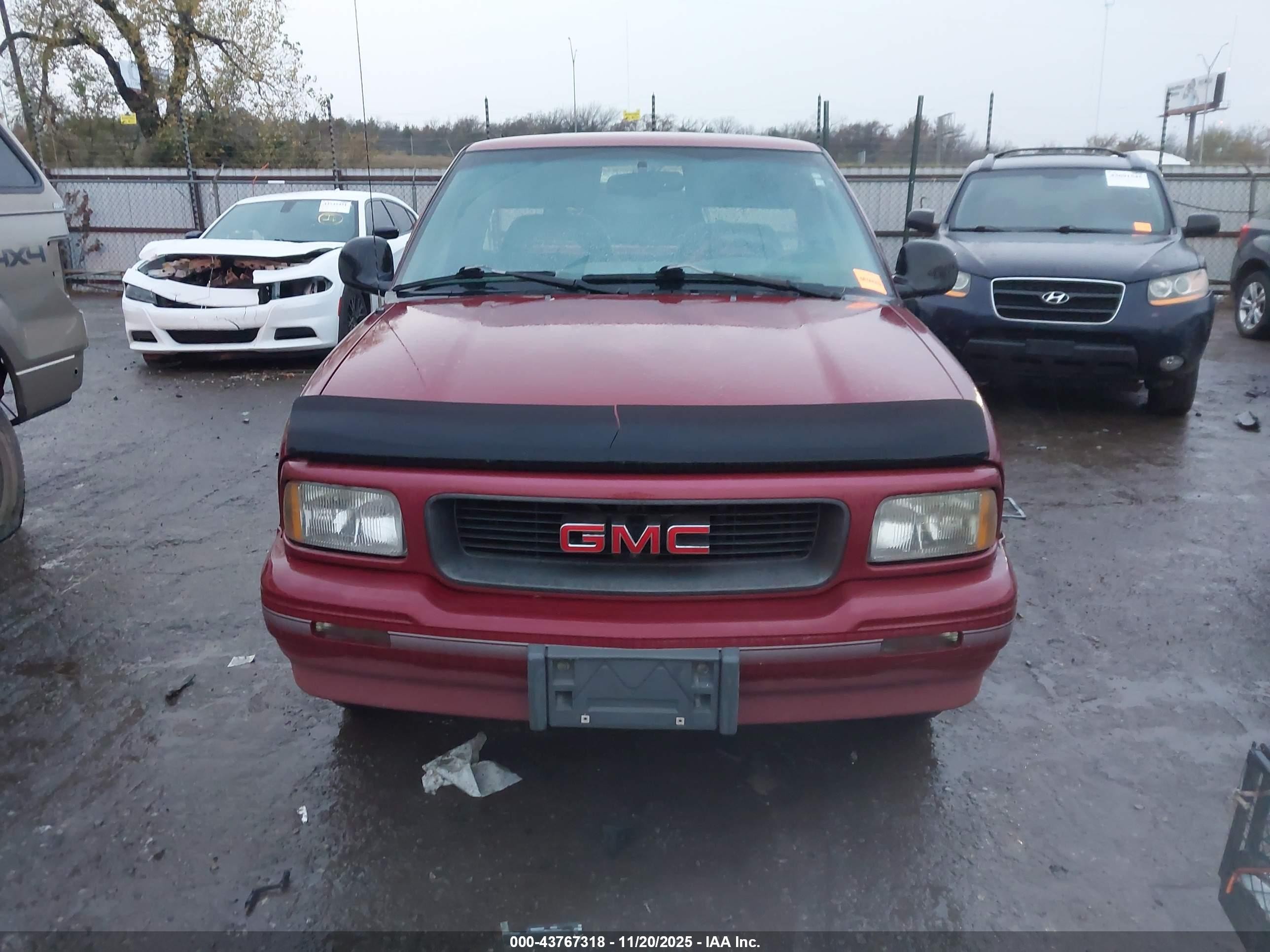 1996 Gmc Sonoma   Красный vin: 1GTCS1446TK515720