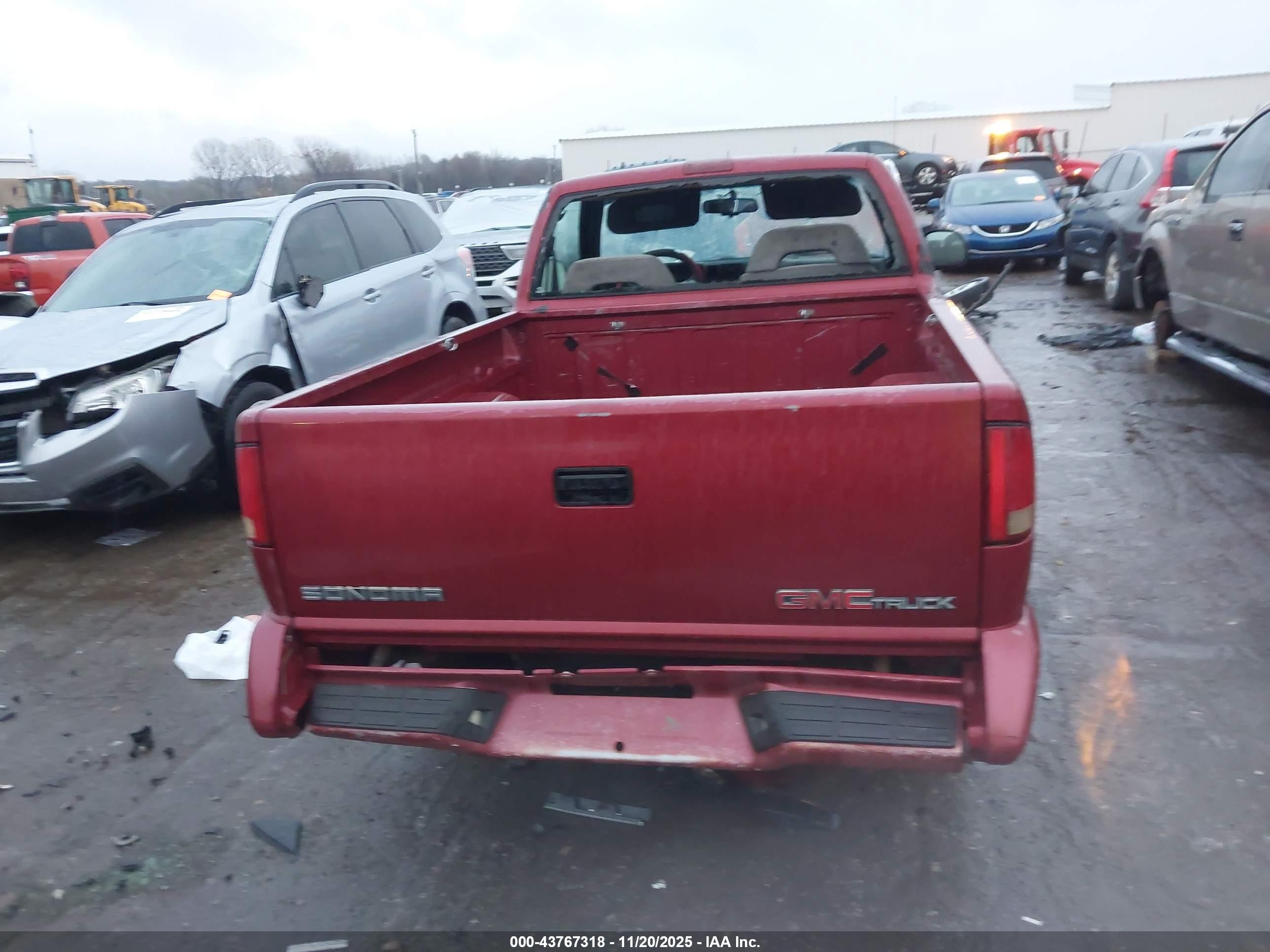 1996 Gmc Sonoma   Красный vin: 1GTCS1446TK515720