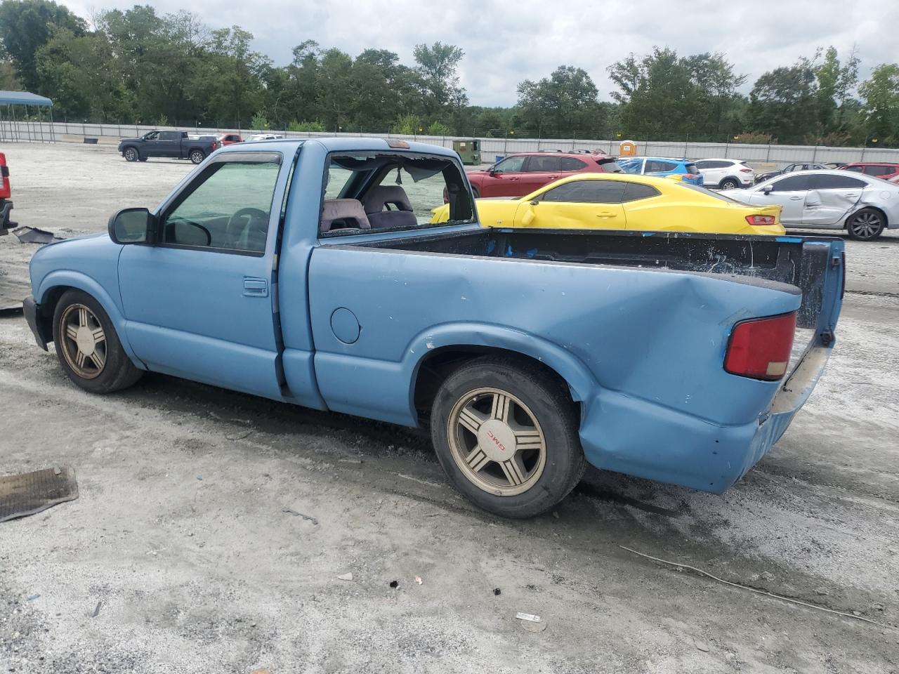 1996 Gmc Sonoma Blue vin: 1GTCS1448T8501279