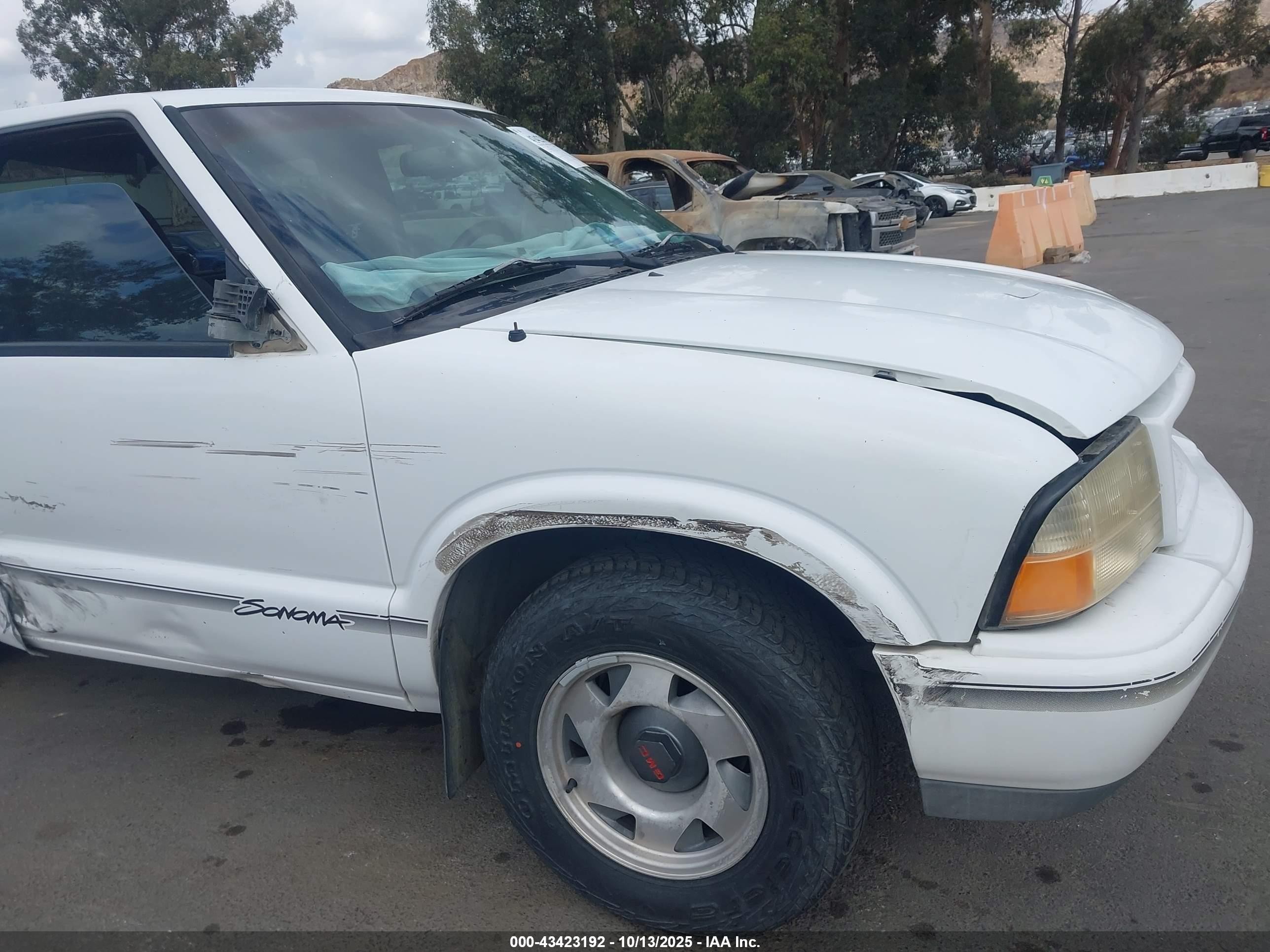 1999 Gmc Sonoma Sls Белый vin: 1GTCS1448X8508416