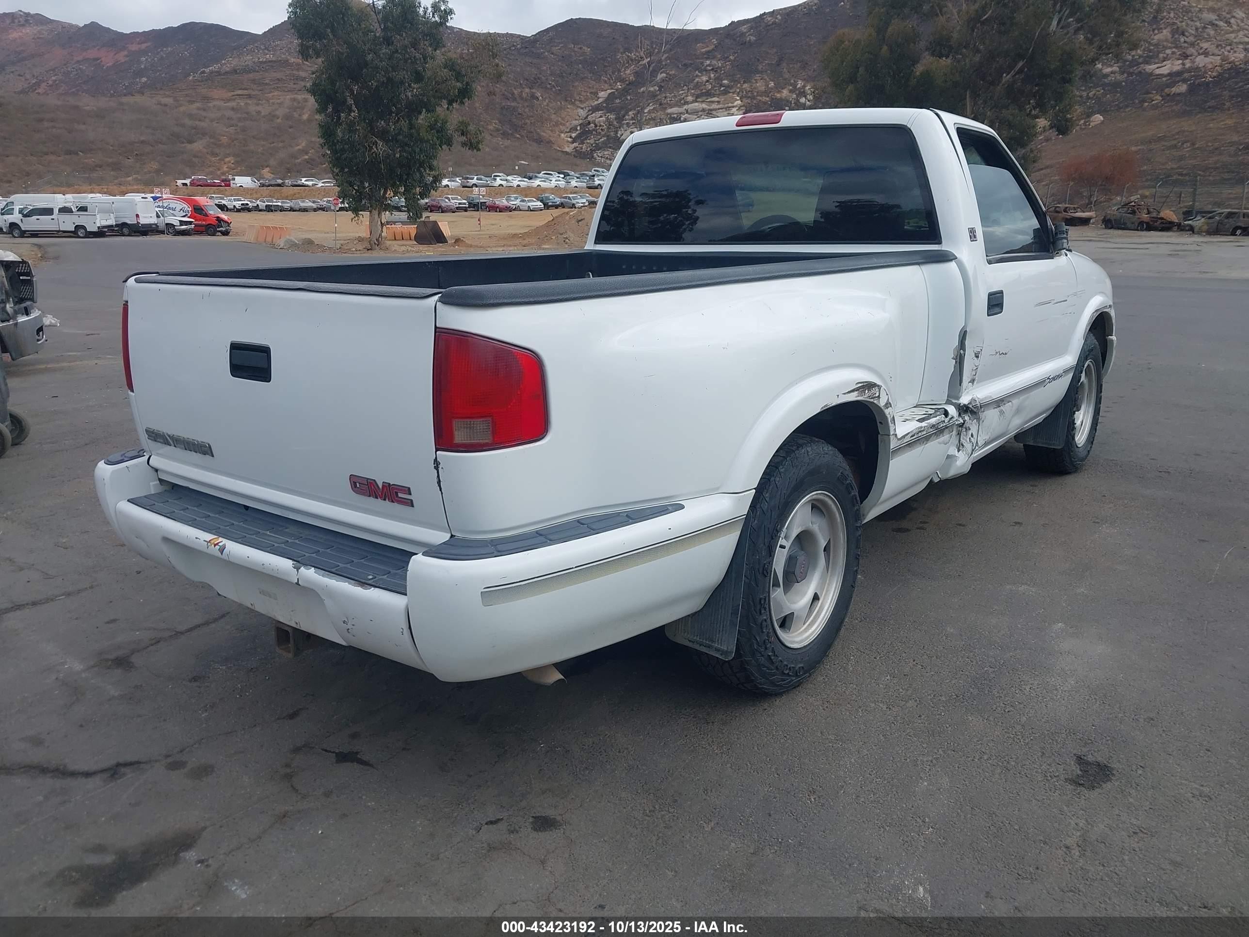1999 Gmc Sonoma Sls Белый vin: 1GTCS1448X8508416