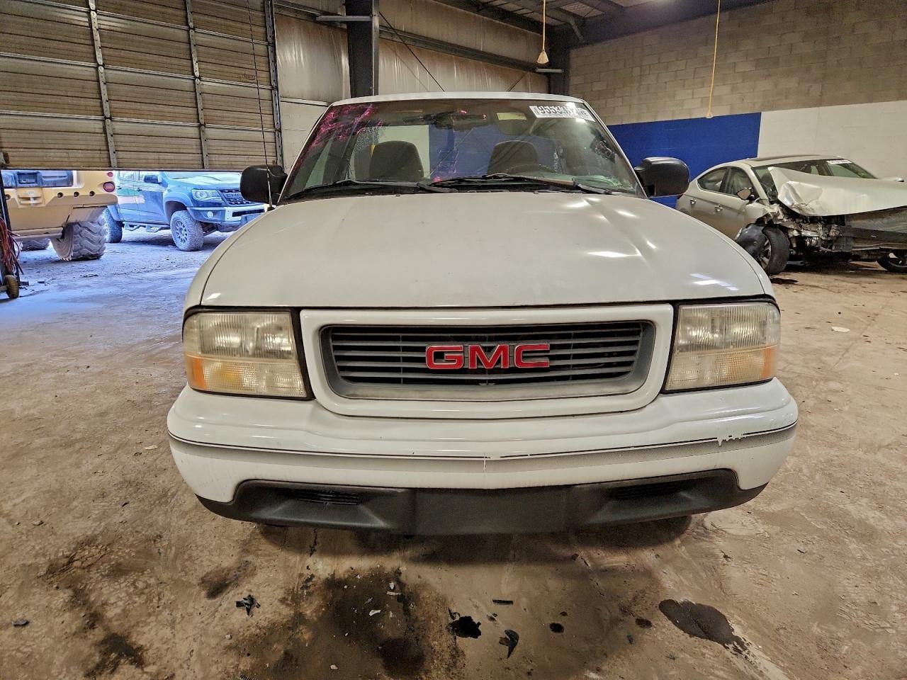 1999 Gmc Sonoma White vin: 1GTCS1449XK521209