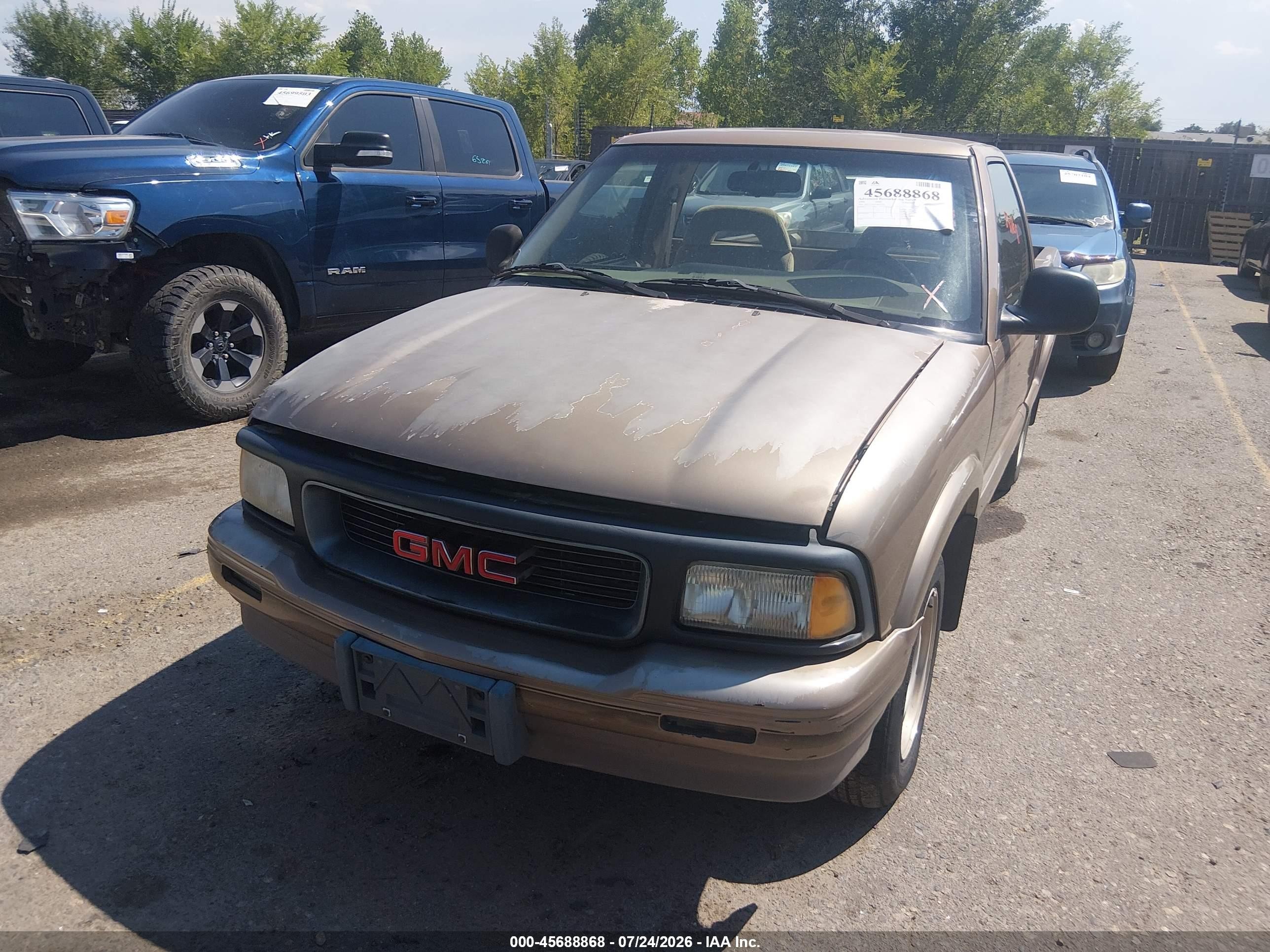1996 Gmc Sonoma   Brown vin: 1GTCS144XT8522750