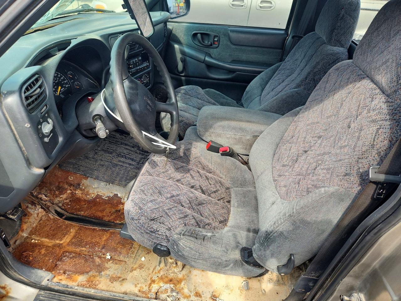 2000 Gmc Sonoma Beige vin: 1GTCS1452Y8206310