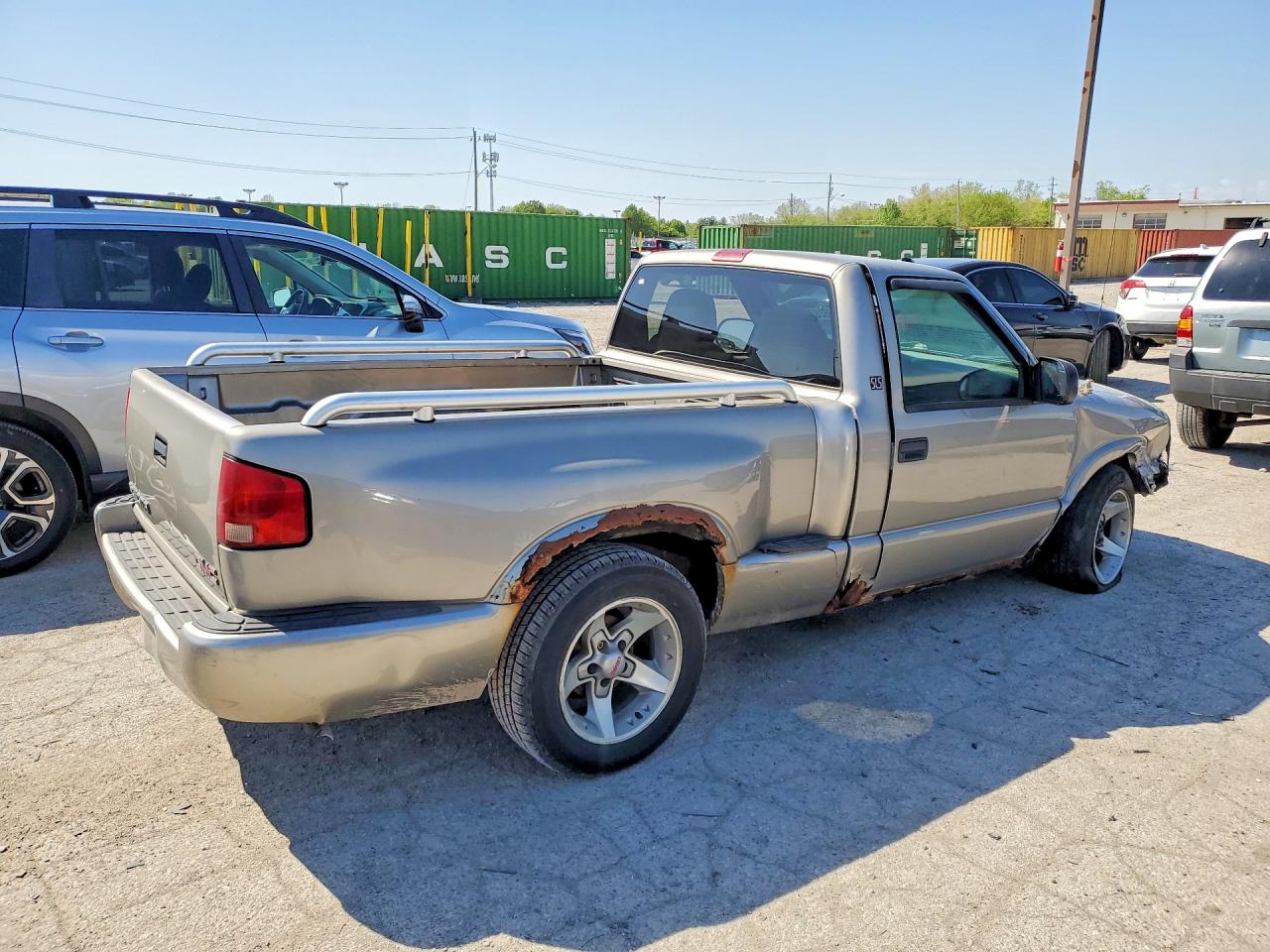 2001 Gmc Sonoma Gold vin: 1GTCS145718179076
