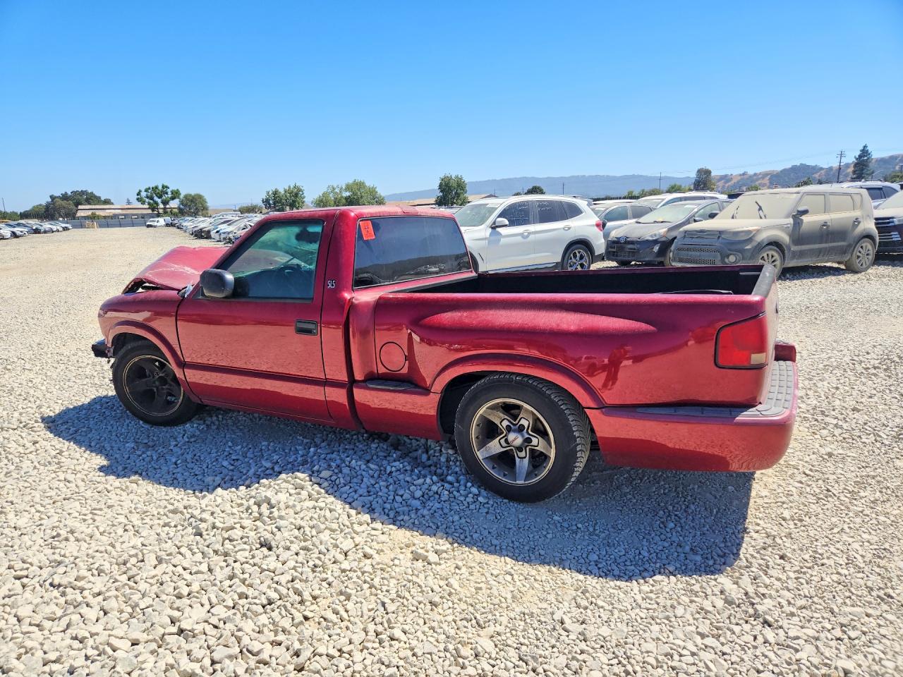 2001 Gmc Sonoma Red vin: 1GTCS145818127701