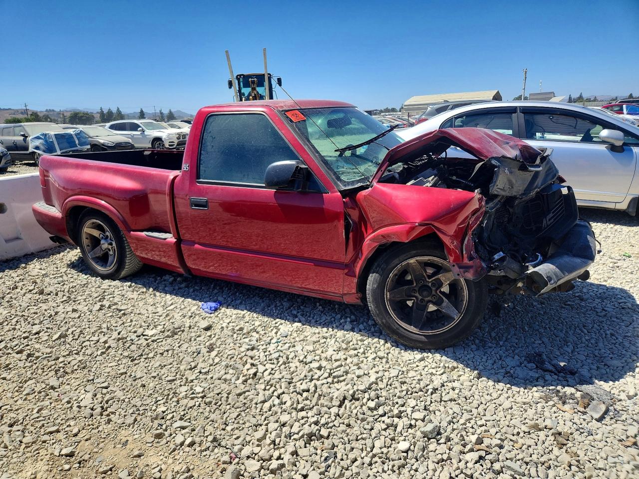 2001 Gmc Sonoma Red vin: 1GTCS145818127701