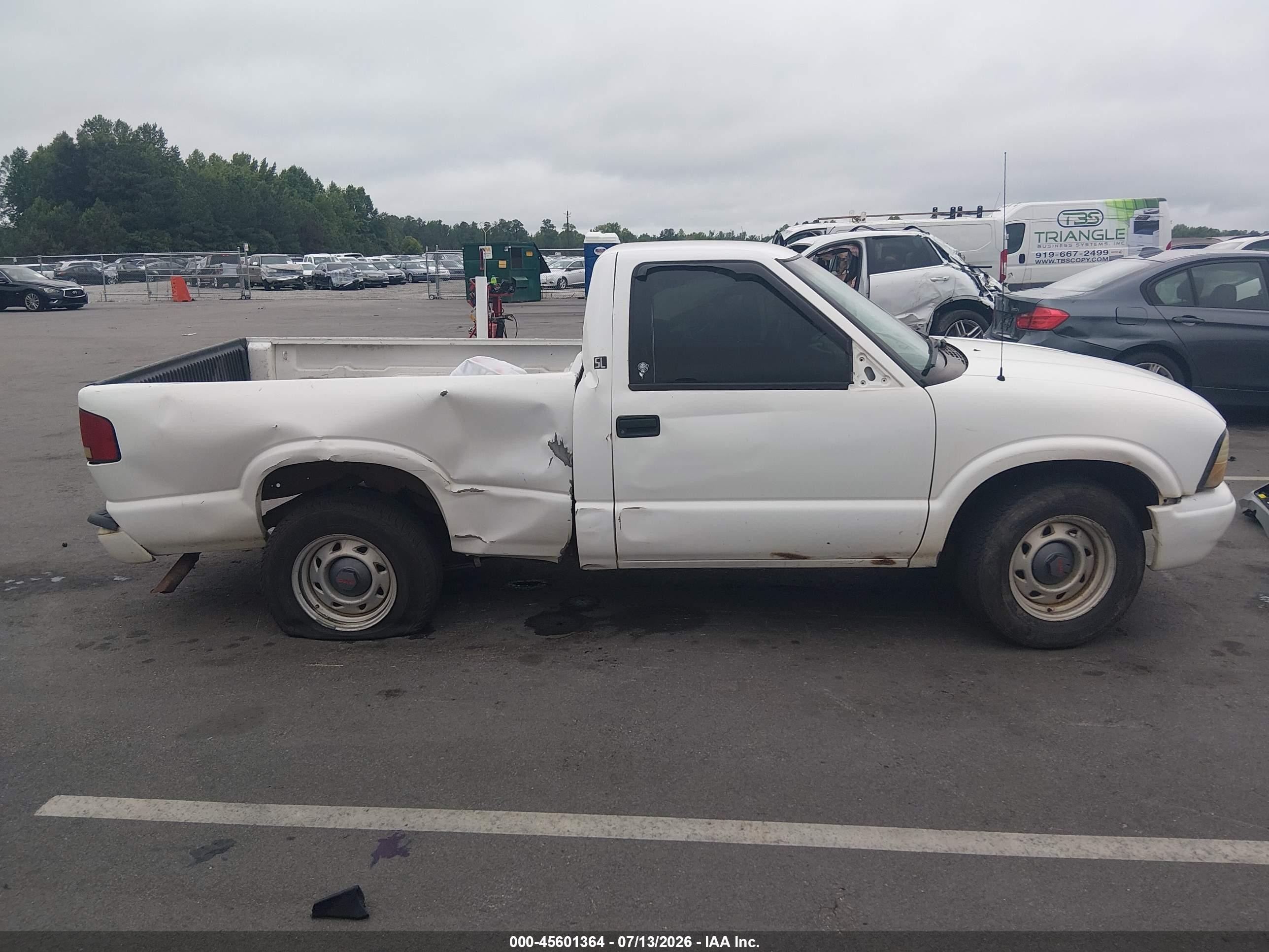 2002 Gmc Sonoma Sl White vin: 1GTCS145828168301
