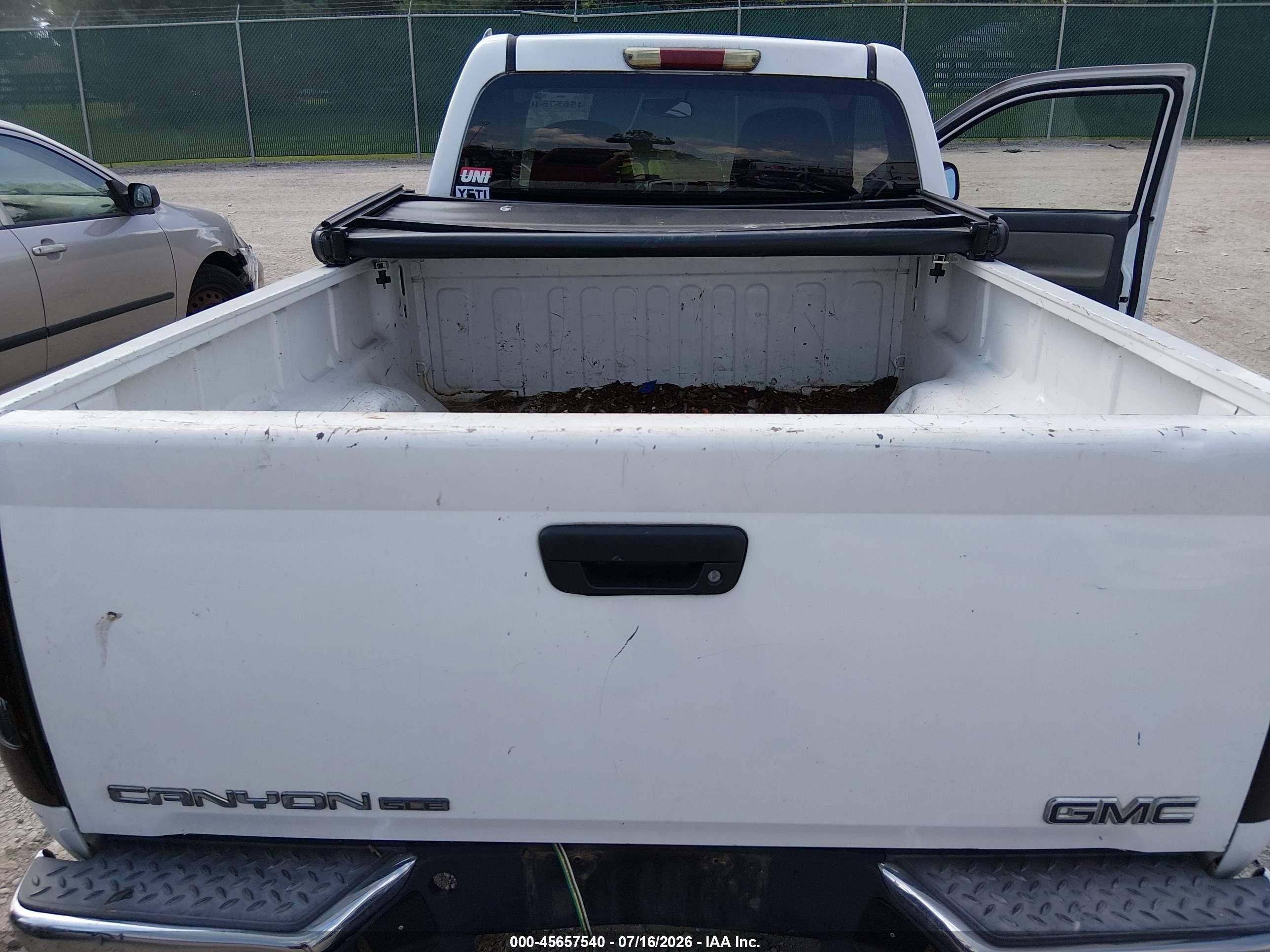 2004 Gmc Canyon Sle White vin: 1GTCS146548128866
