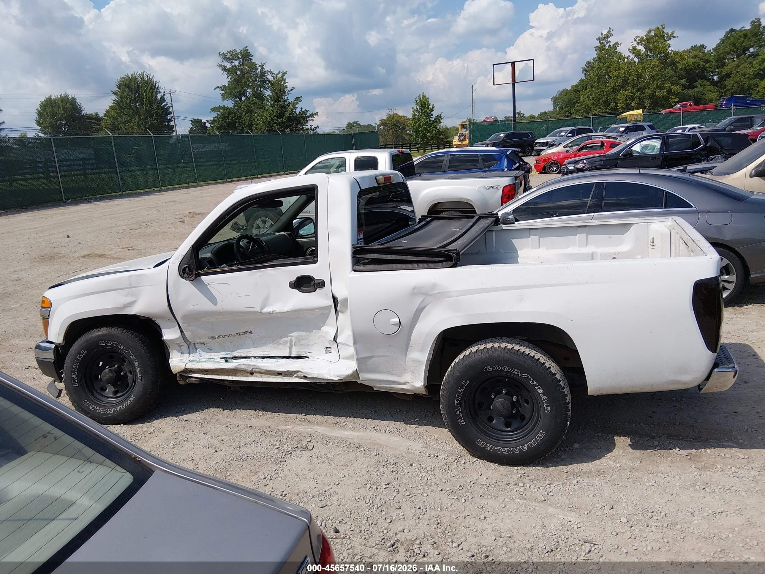 2004 Gmc Canyon Sle White vin: 1GTCS146548128866