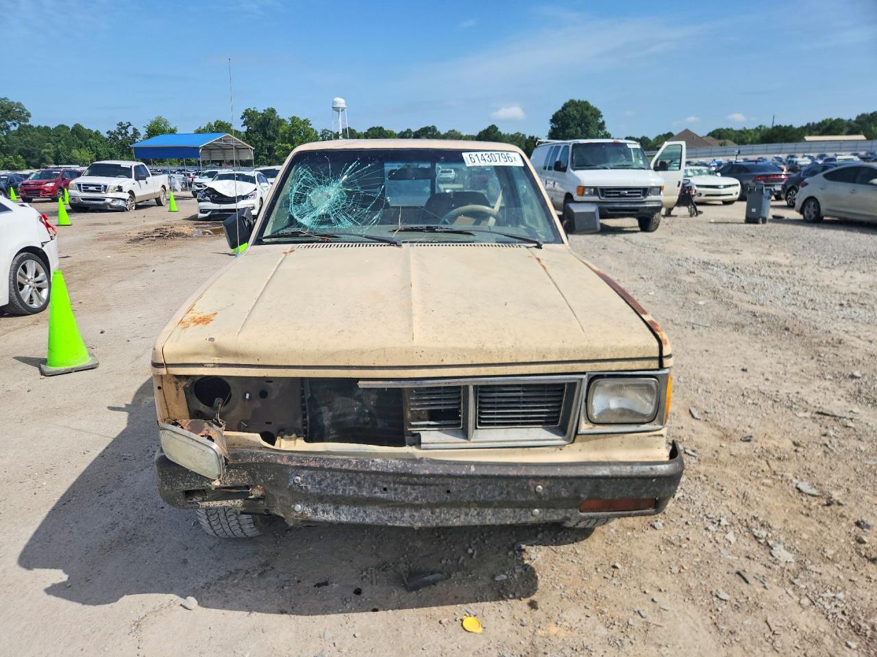 1983 Gmc S Truck S15 Cream vin: 1GTCS14B1D2513776