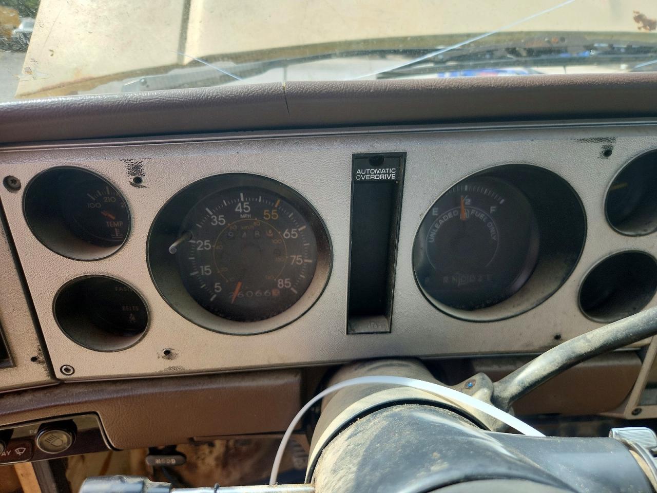1983 Gmc S Truck S15 Cream vin: 1GTCS14B1D2513776
