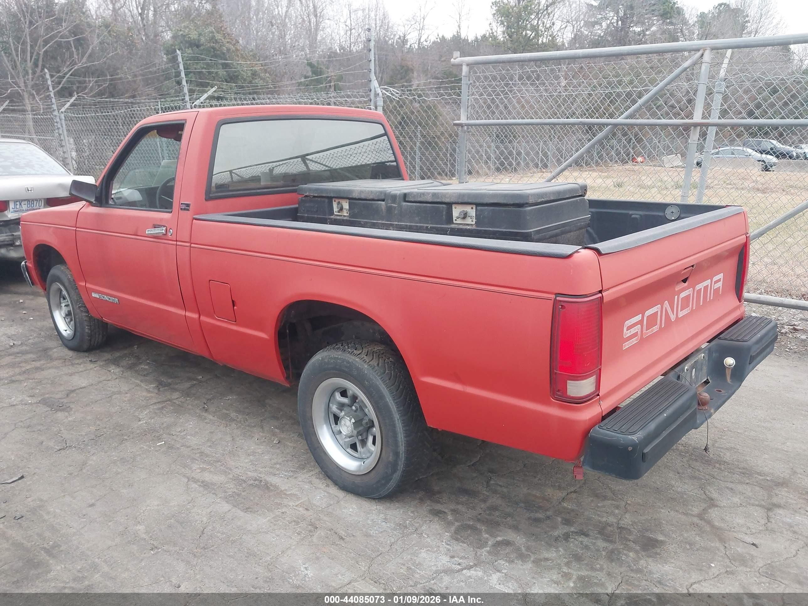 1991 Gmc Sonoma   Red vin: 1GTCS14E2M8507914
