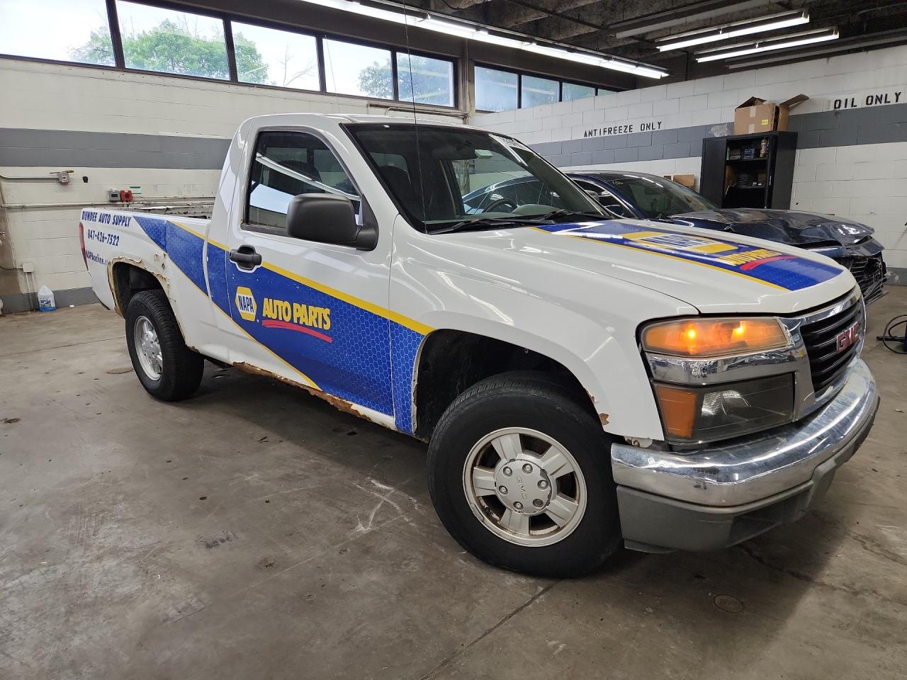 2008 Gmc Canyon White vin: 1GTCS14E888167299 Damage: Right Rocker Panel, Rust, Severe Damage