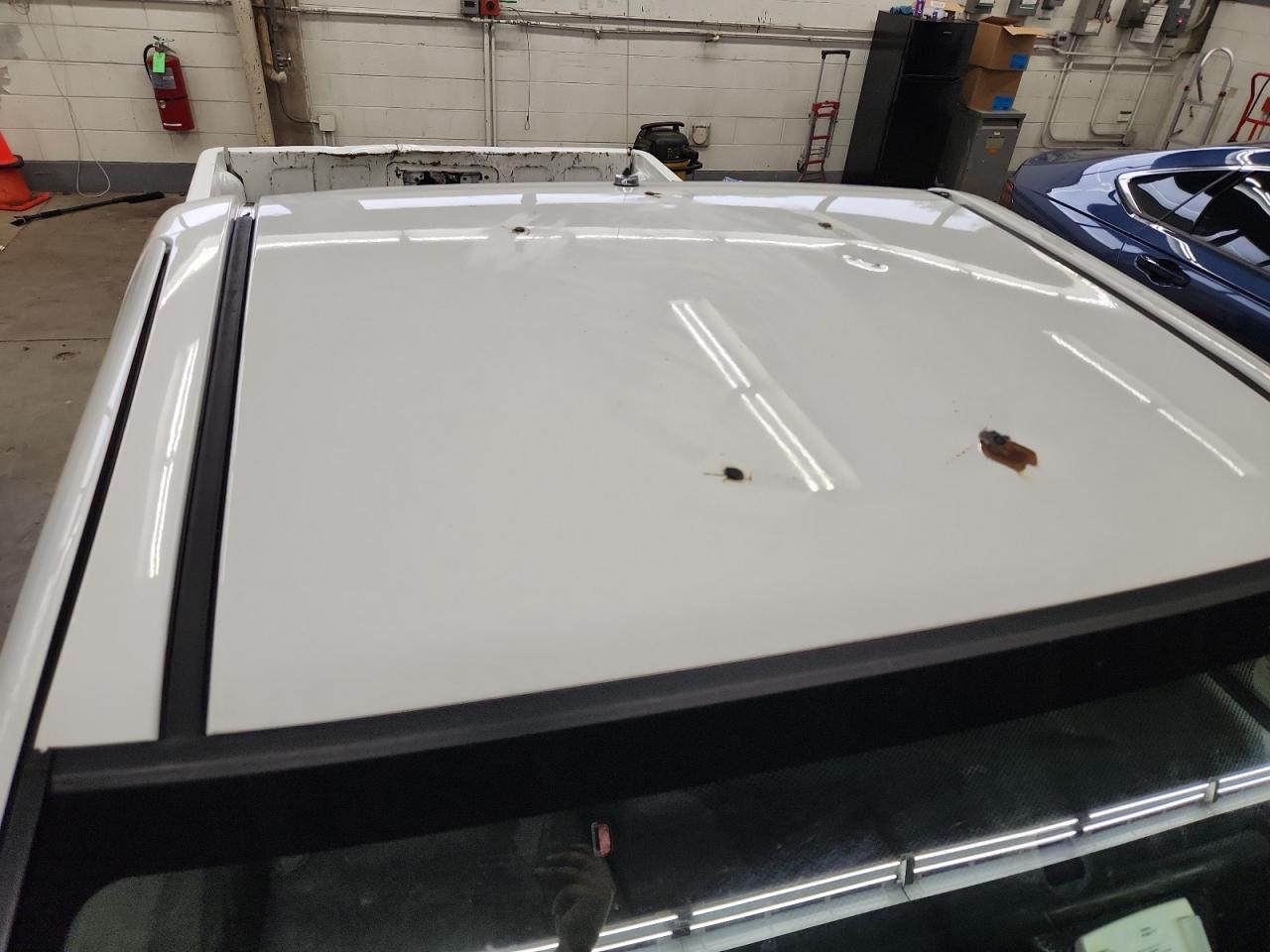 2008 Gmc Canyon White vin: 1GTCS14E888167299 Damage: Roof, Rust, 5 To 6 Inches