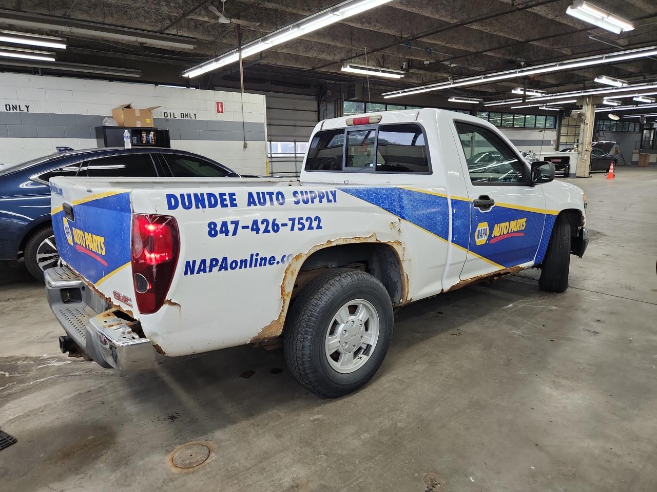 2008 Gmc Canyon White vin: 1GTCS14E888167299 Damage: Right Bed Side, Rust, Severe Damage
