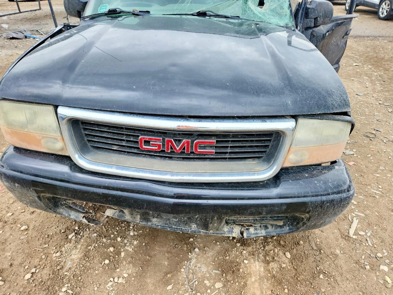 2003 Gmc Sonoma Black vin: 1GTCS14H338240002