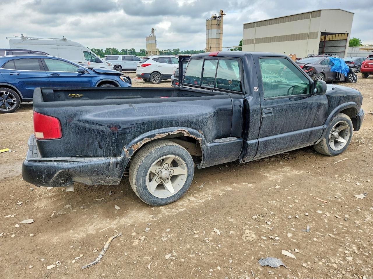 2003 Gmc Sonoma Black vin: 1GTCS14H338240002