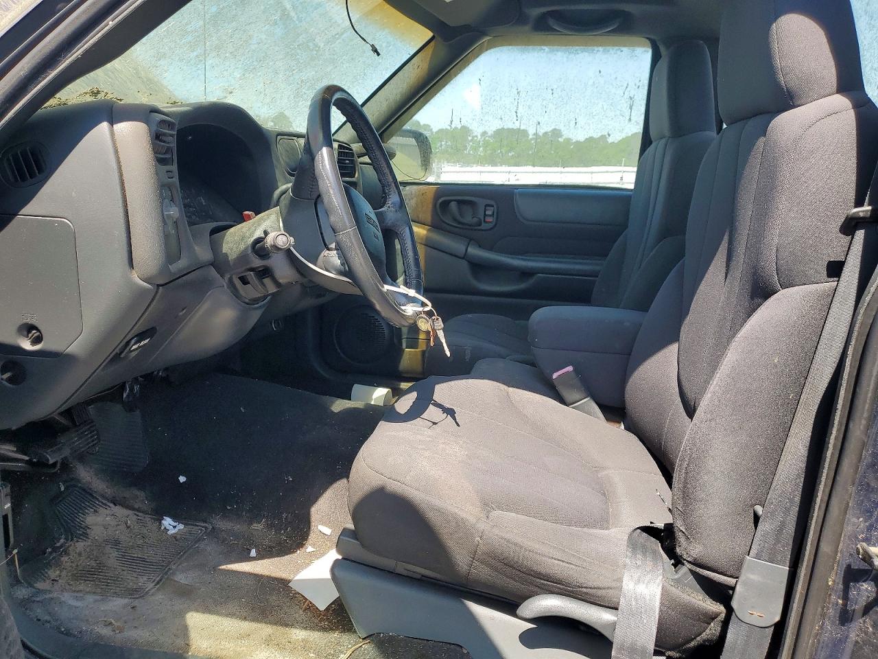 2003 Gmc Sonoma Blue vin: 1GTCS14H838117554