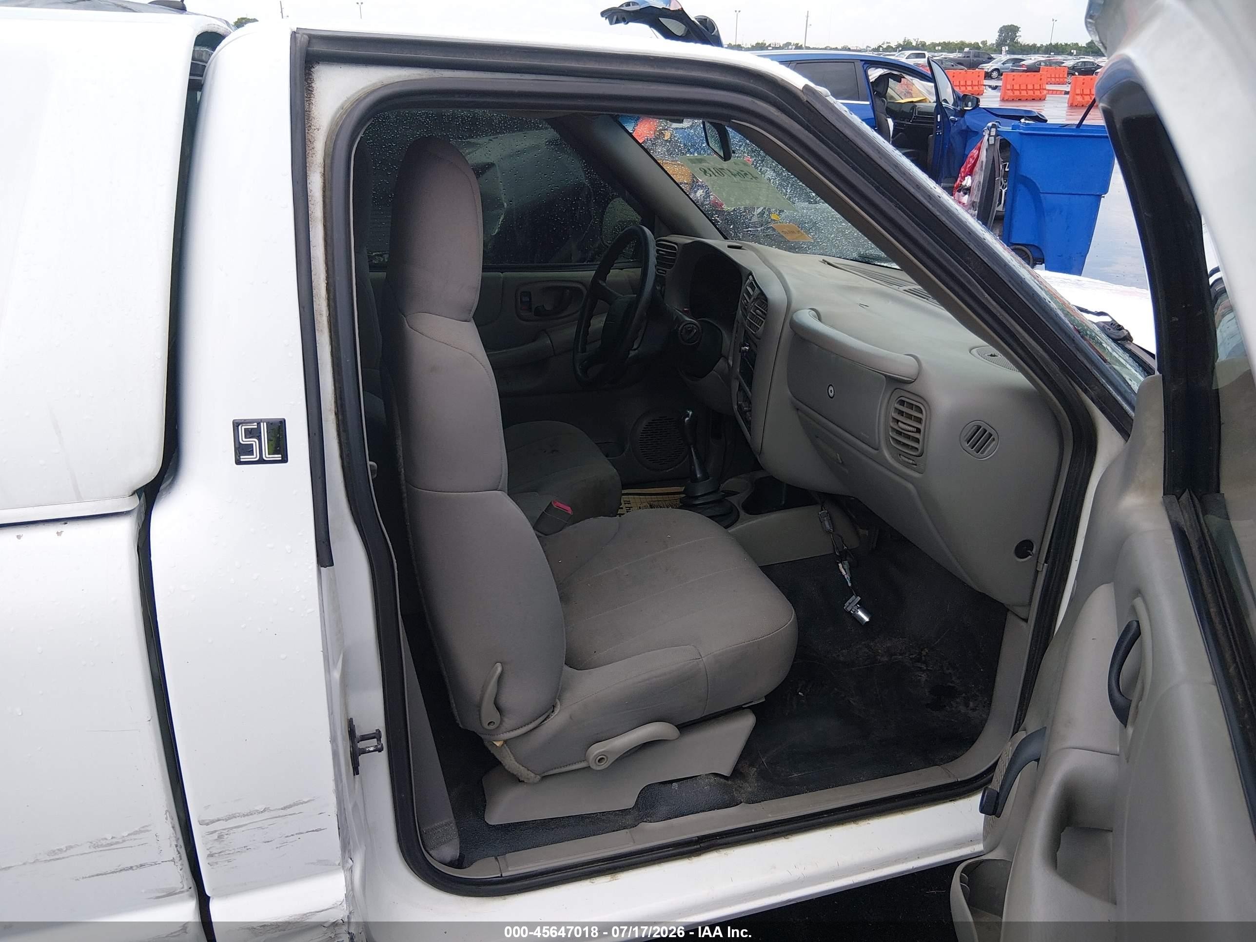 2003 Gmc Sonoma Sl White vin: 1GTCS14H838200675