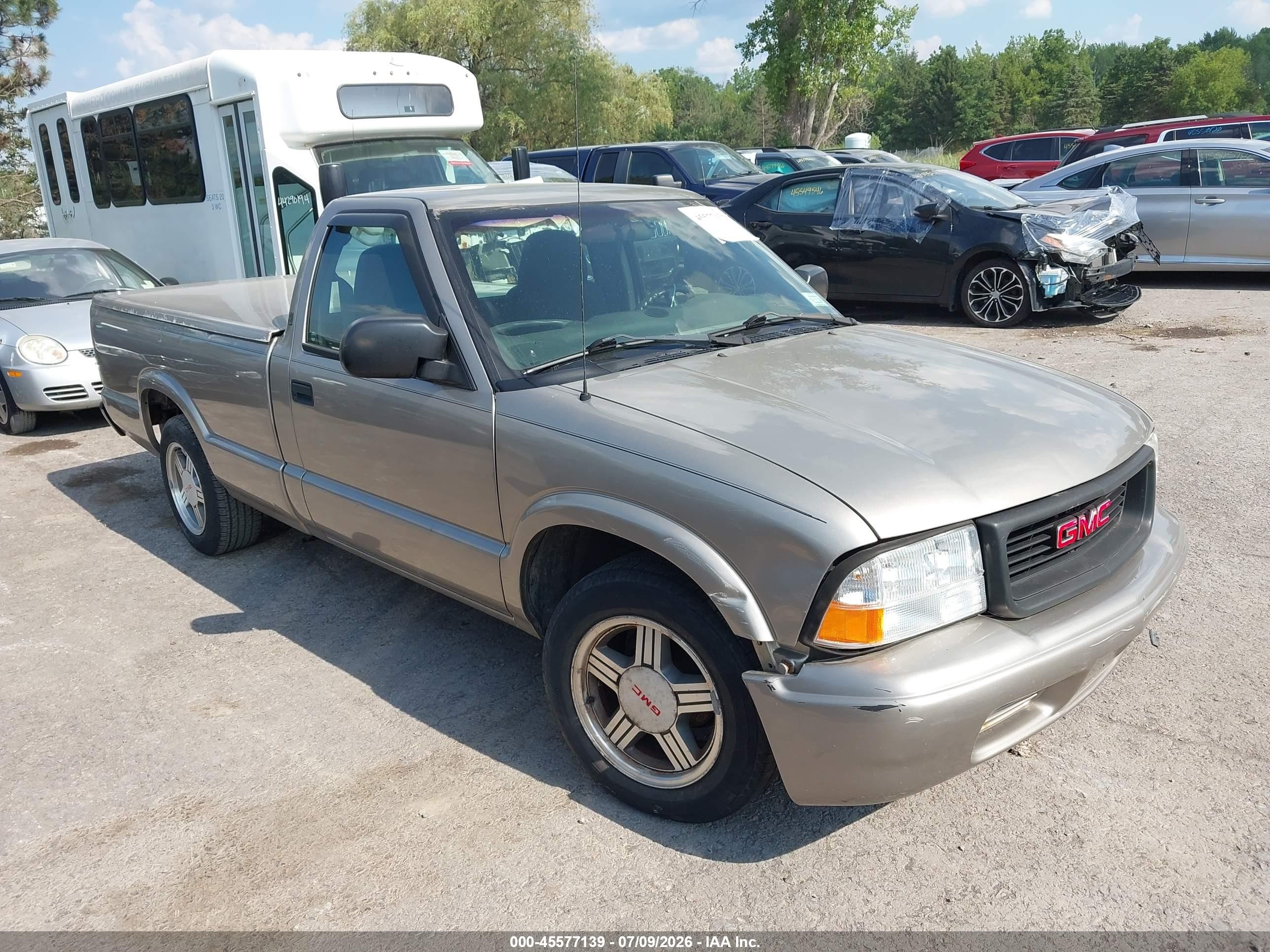 2003 Gmc Sonoma Sl Gold vin: 1GTCS14H938239517