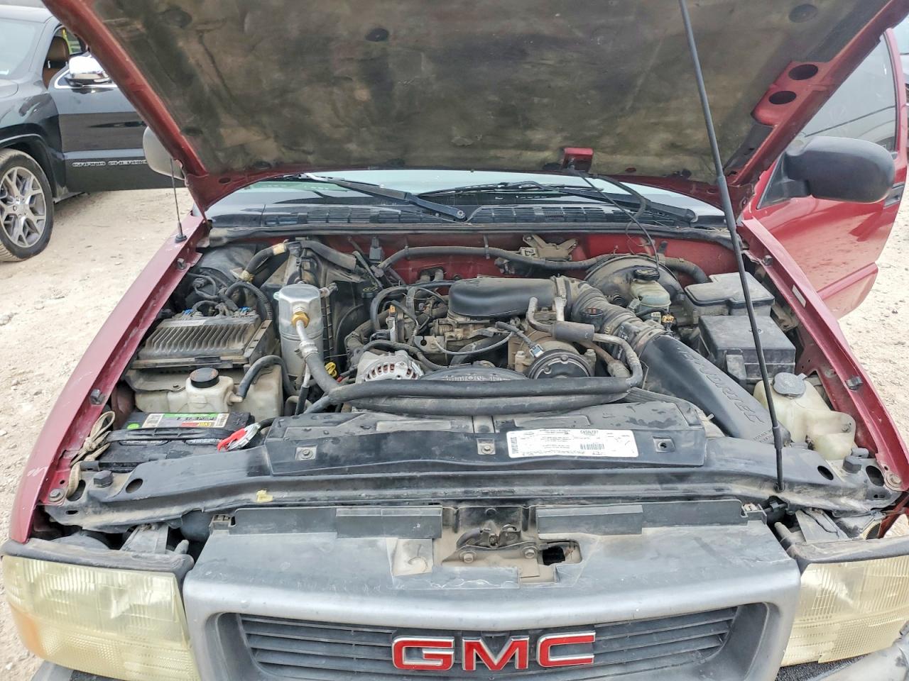 1999 Gmc Sonoma Maroon vin: 1GTCS14X3X8513906