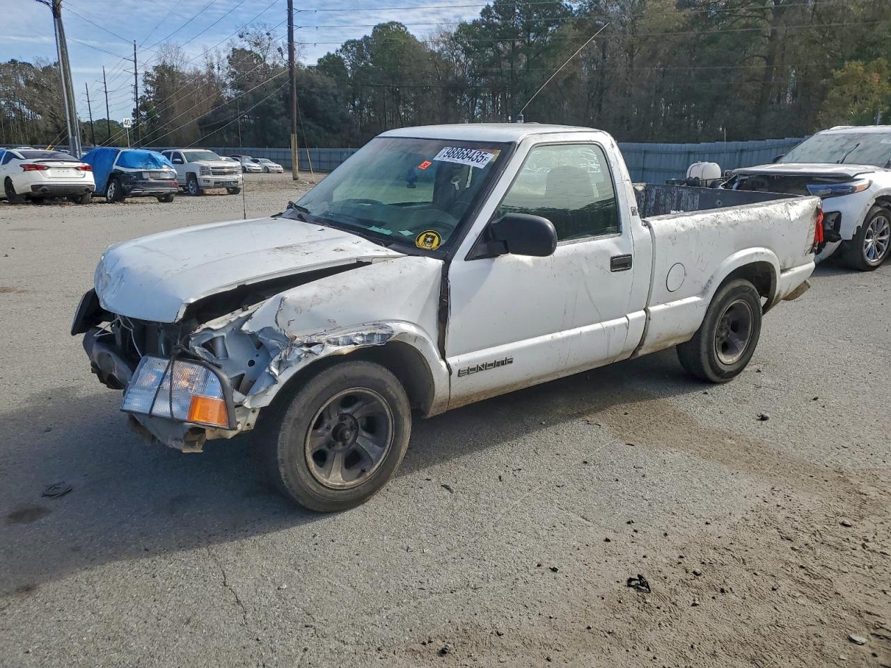 1999 Gmc Sonoma White vin: 1GTCS14X3X8518247