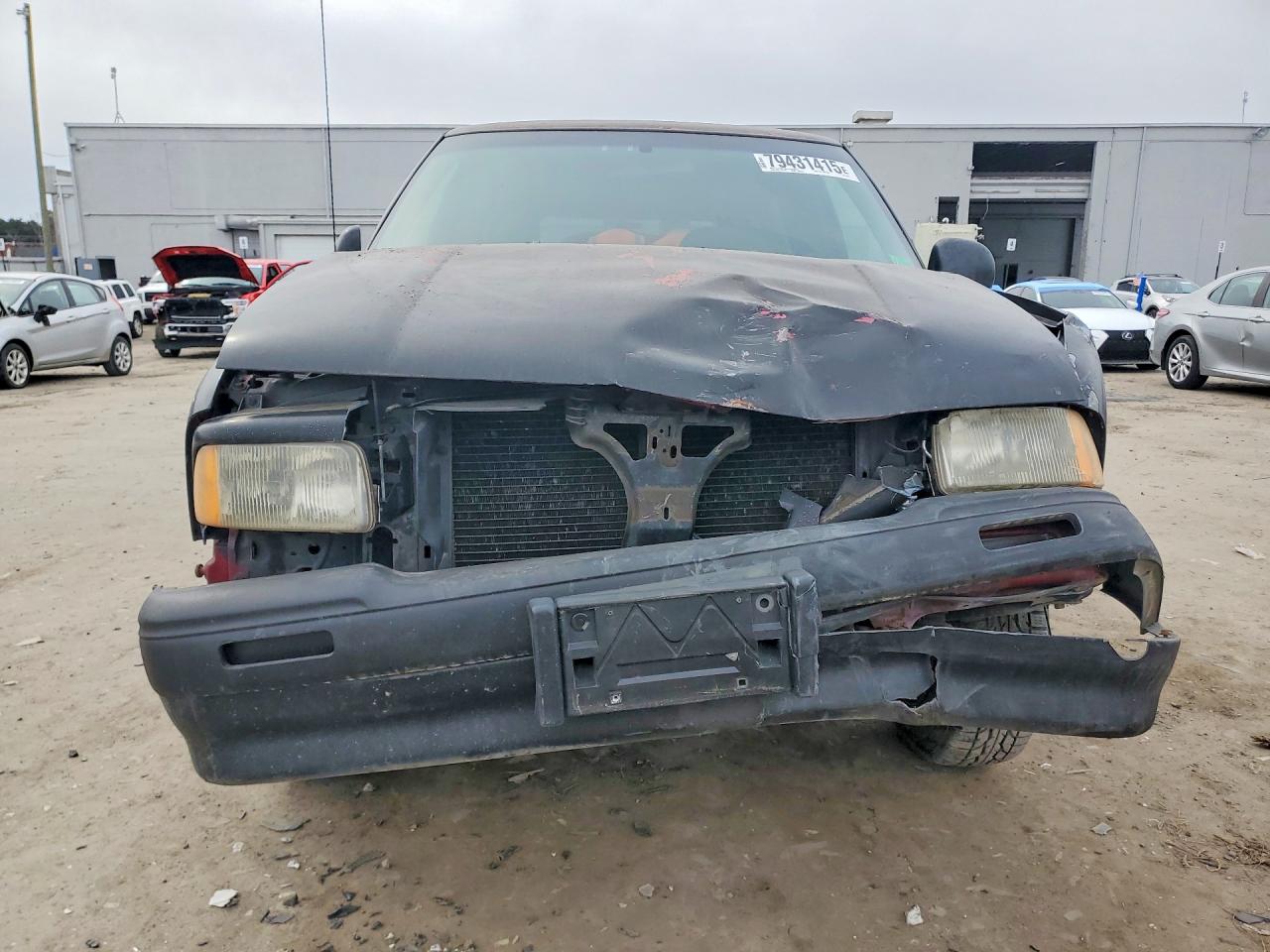 1996 Gmc Sonoma Black vin: 1GTCS14X5TK521874