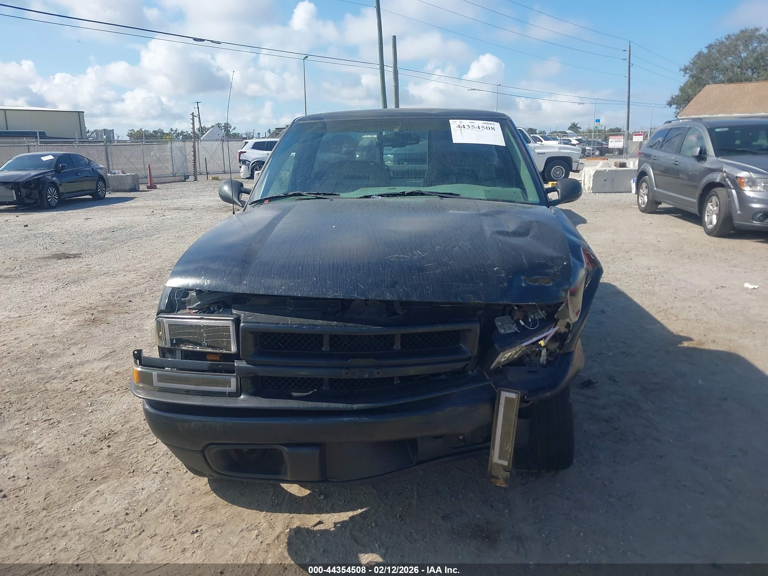 1996 Gmc Sonoma   Black vin: 1GTCS14X7T8505527