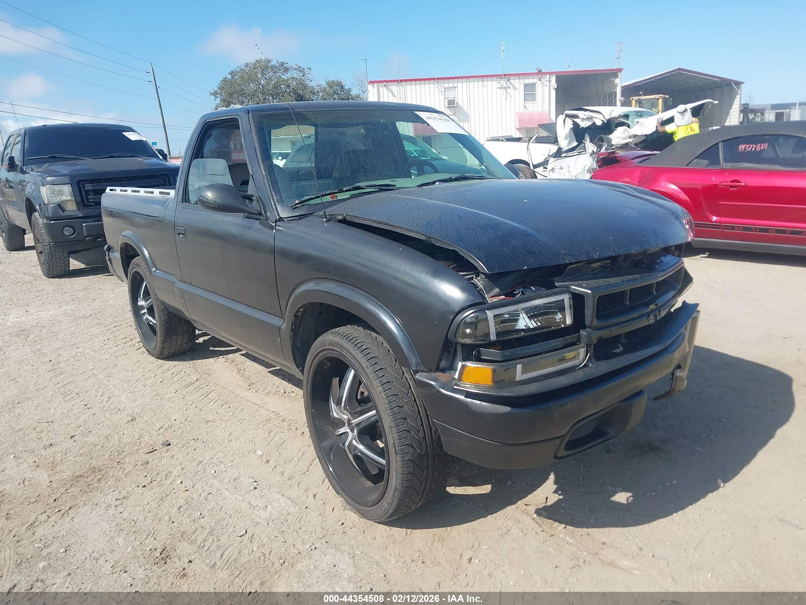 1996 Gmc Sonoma   Black vin: 1GTCS14X7T8505527