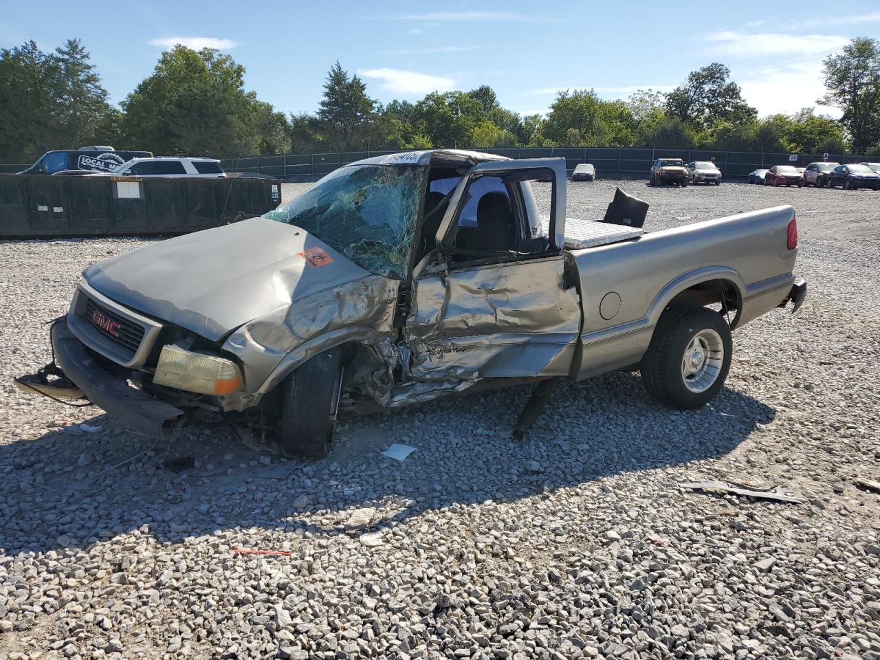 1999 Gmc Sonoma Gold vin: 1GTCS14X7XK518996