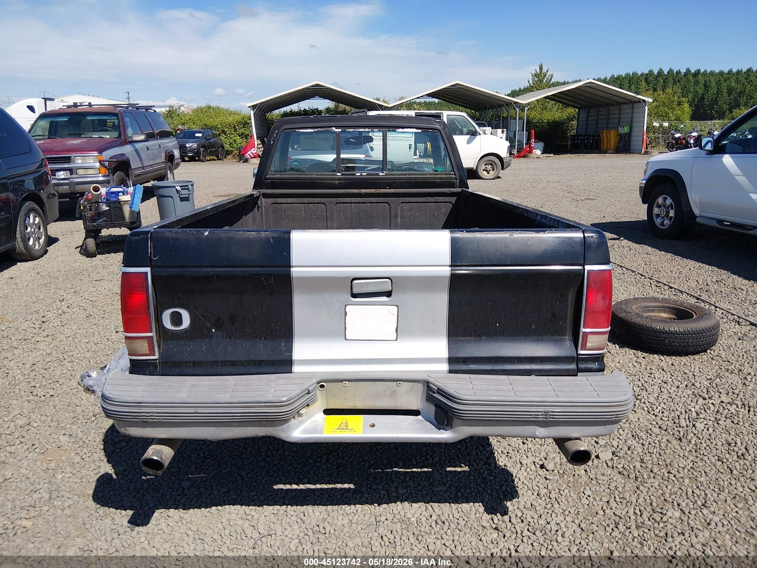 1991 Gmc Sonoma   Black vin: 1GTCS14Z3M8511599
