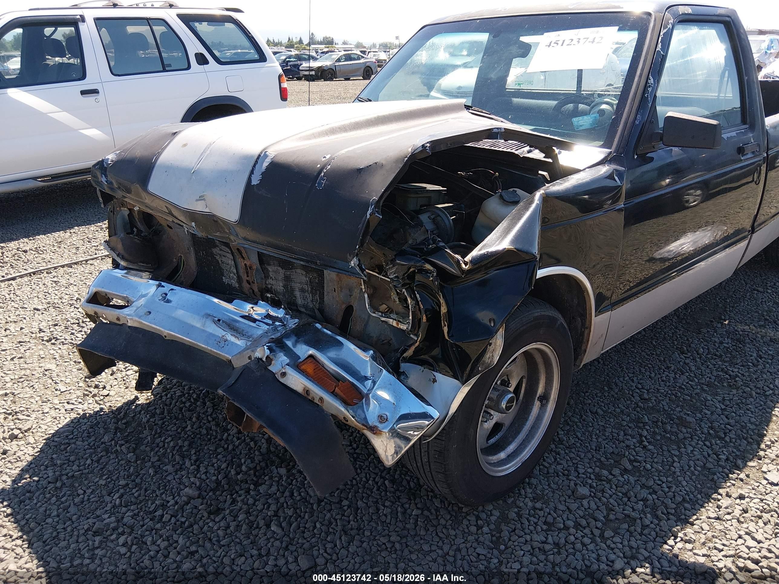 1991 Gmc Sonoma   Black vin: 1GTCS14Z3M8511599