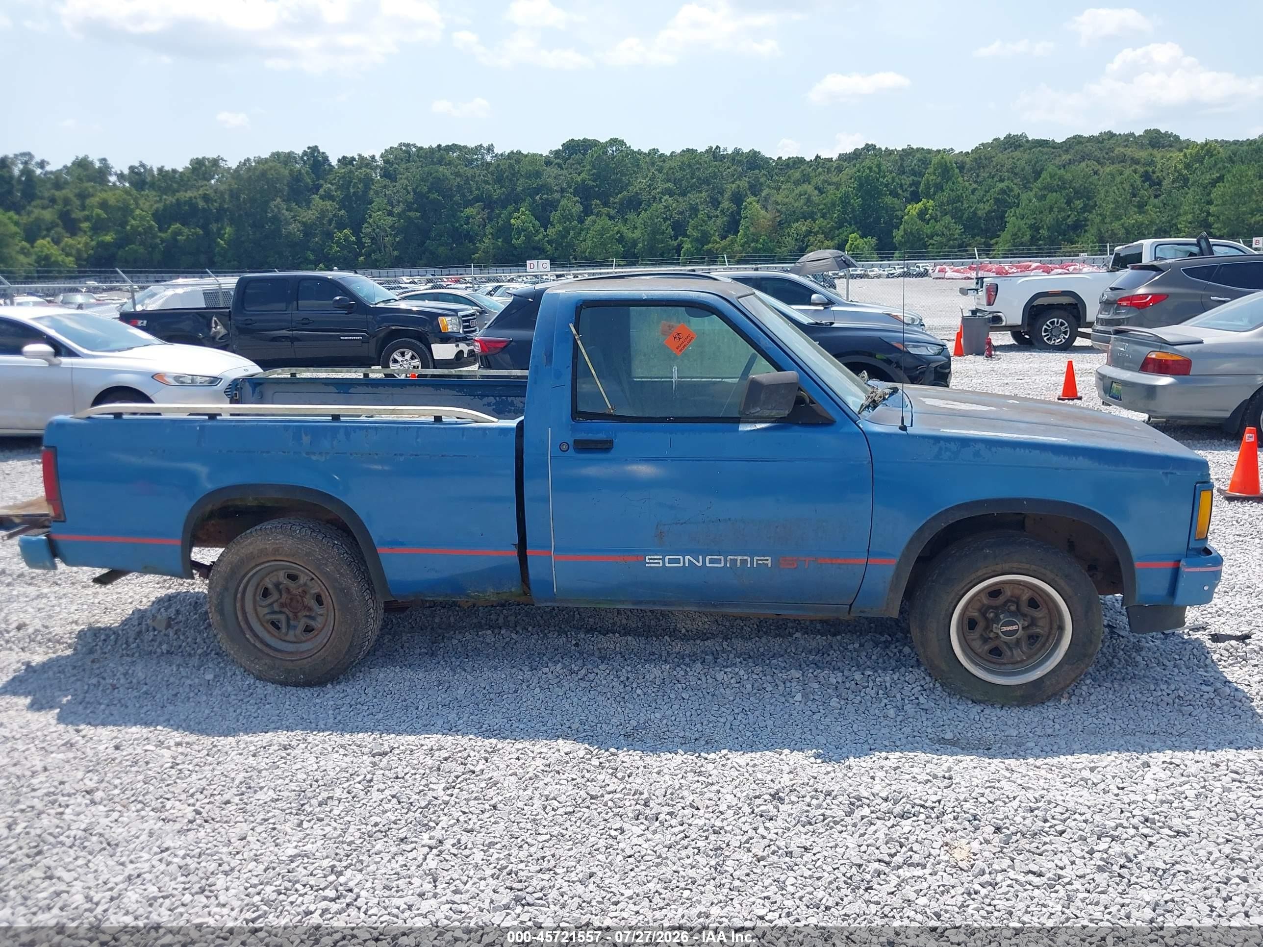 1992 Gmc Sonoma   Blue vin: 1GTCS14Z3N8504282