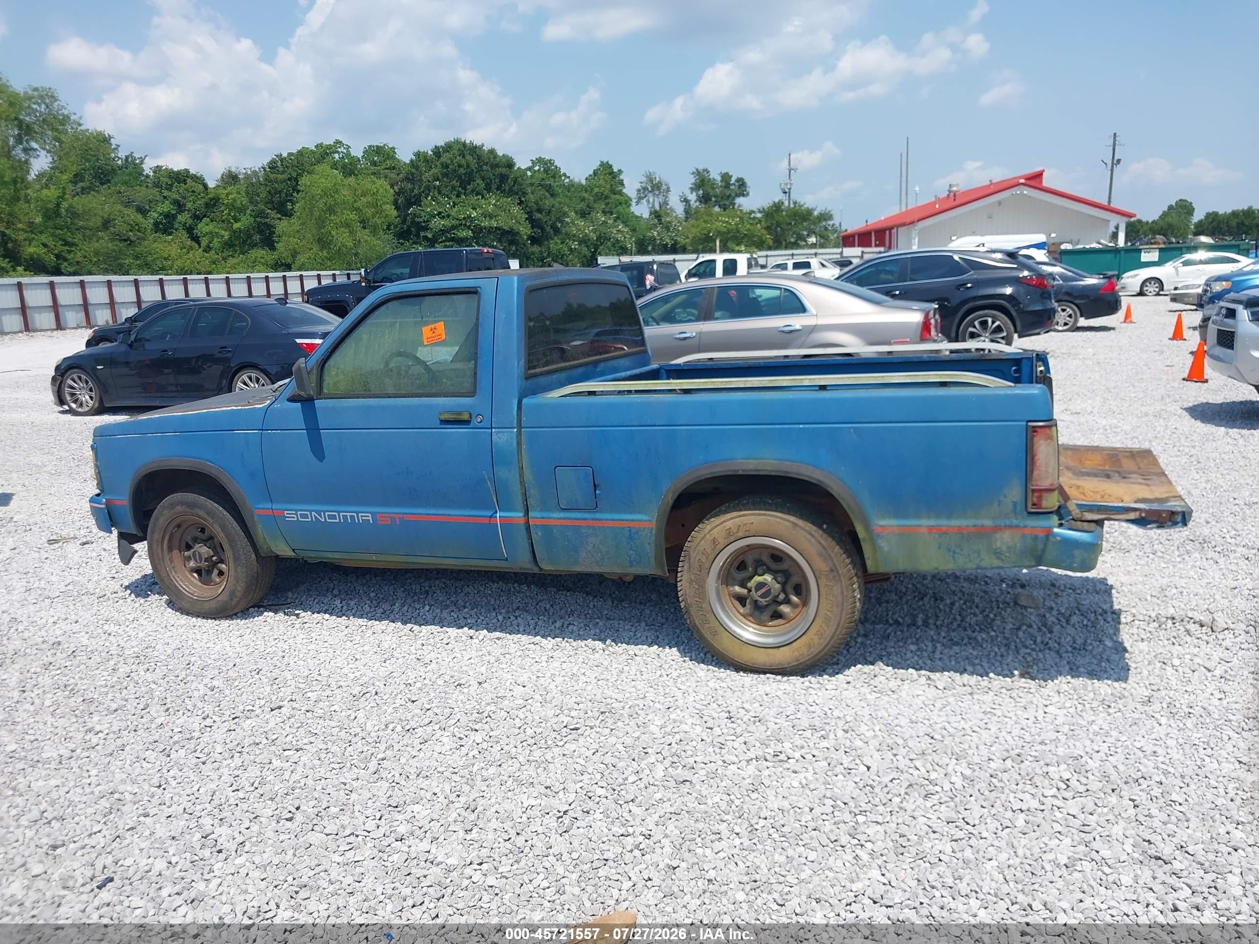 1992 Gmc Sonoma   Blue vin: 1GTCS14Z3N8504282