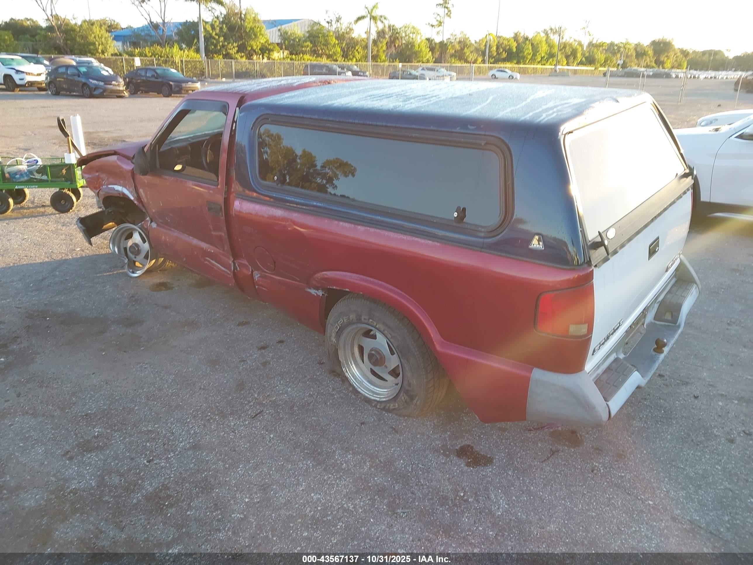 1994 Gmc Sonoma   Burgundy vin: 1GTCS14Z5R8514317