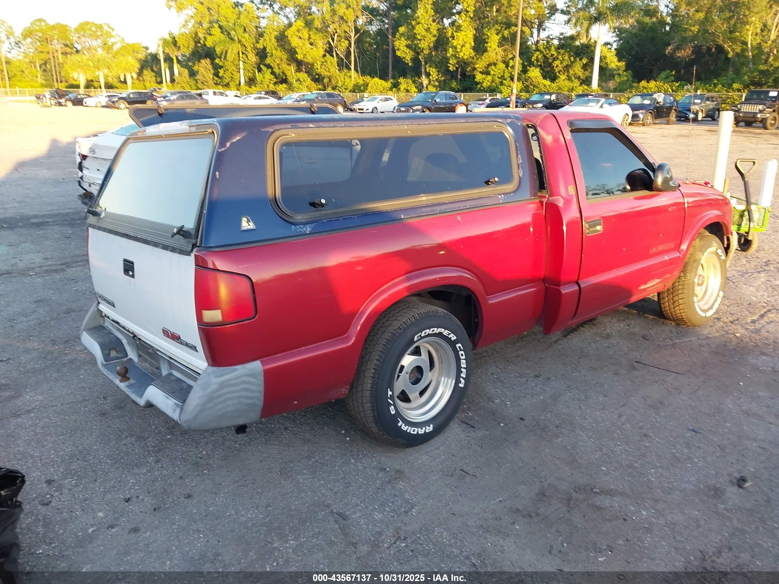 1994 Gmc Sonoma   Burgundy vin: 1GTCS14Z5R8514317