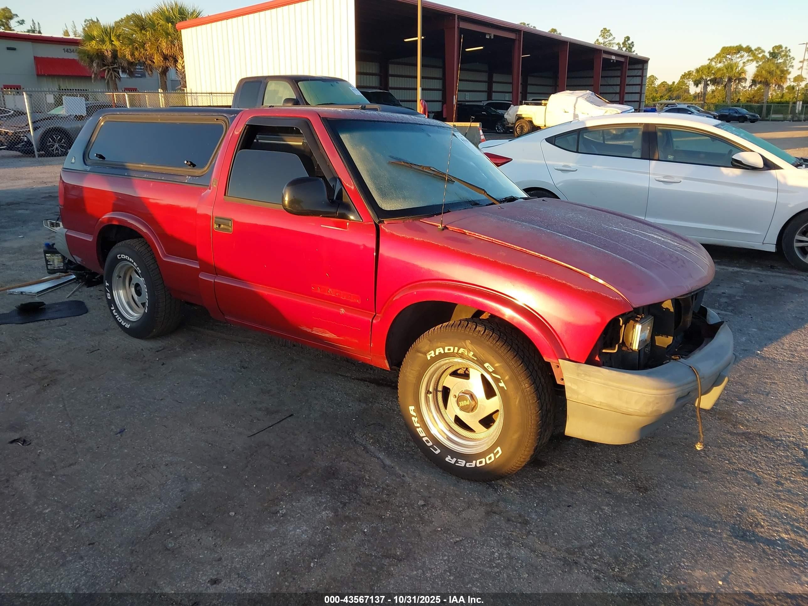 1994 Gmc Sonoma   Burgundy vin: 1GTCS14Z5R8514317