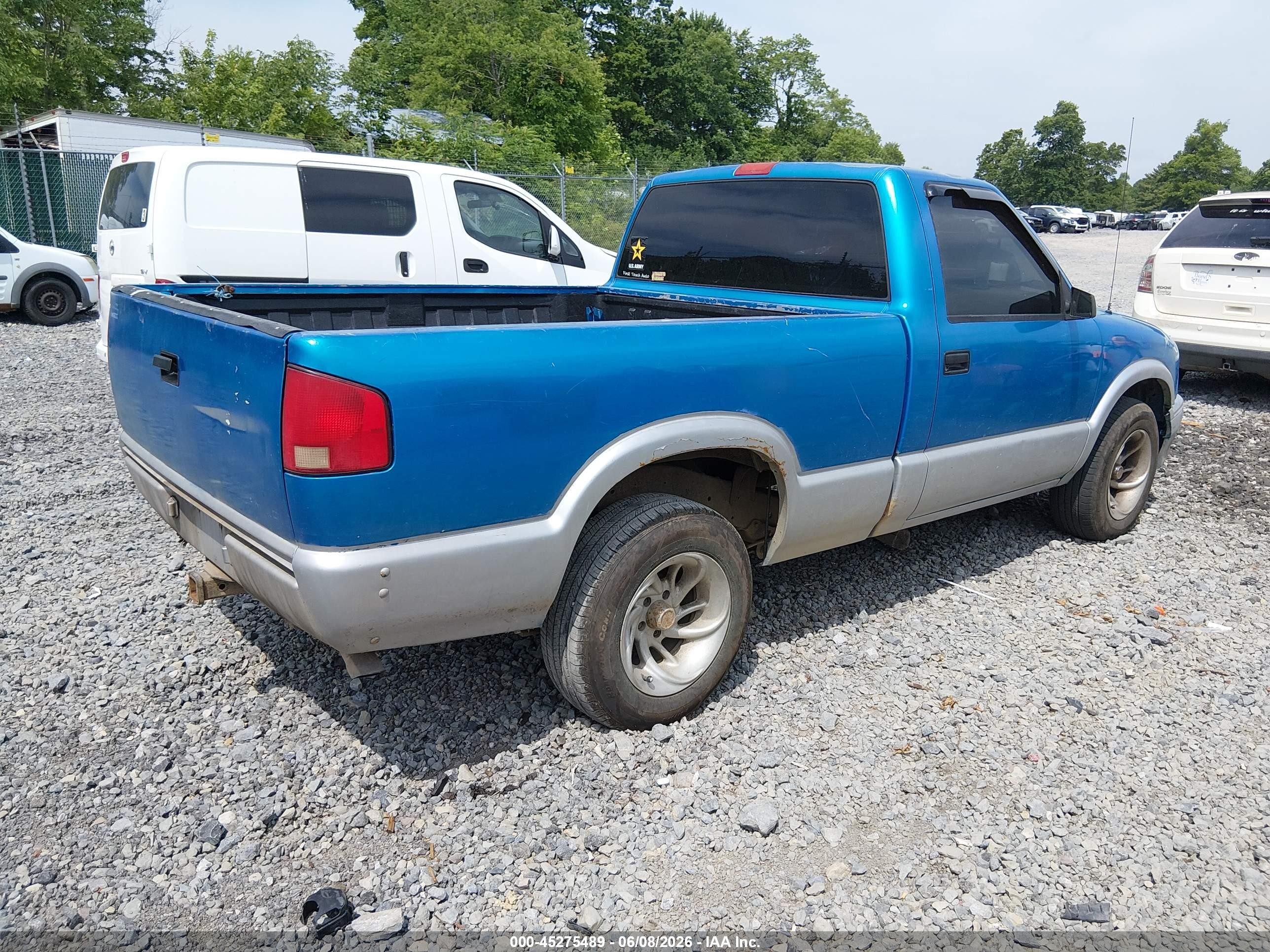 1994 Gmc Sonoma   Blue vin: 1GTCS14Z8RK506568