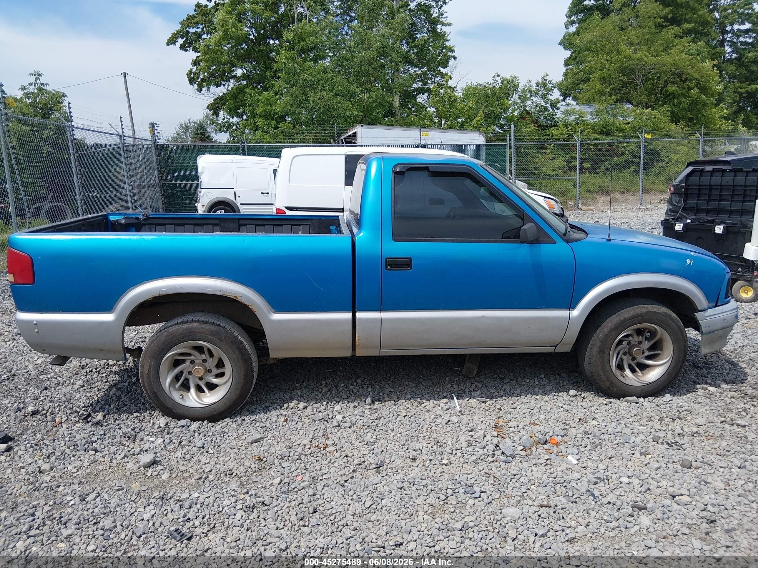 1994 Gmc Sonoma   Blue vin: 1GTCS14Z8RK506568