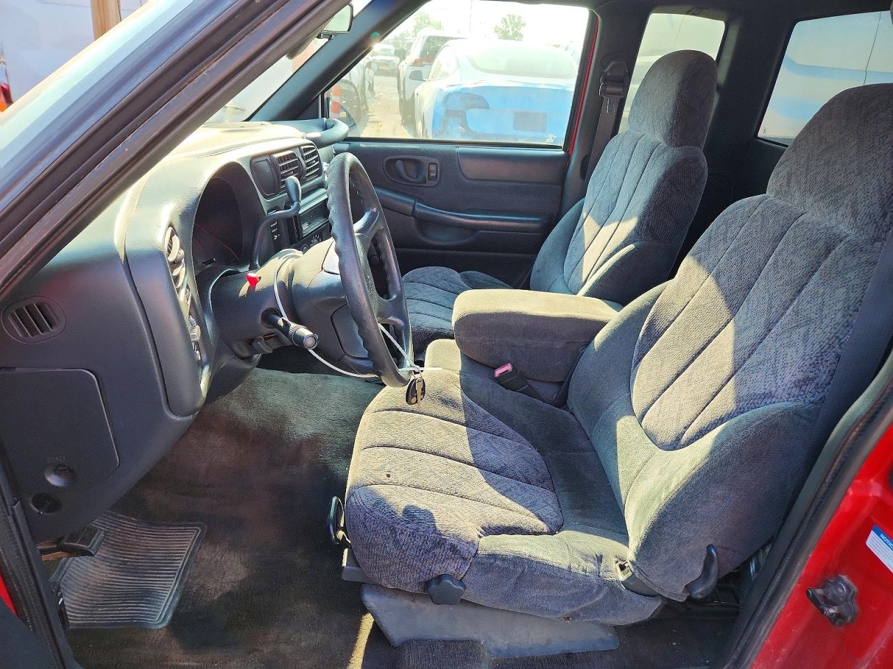 1998 Gmc Sonoma Красный vin: 1GTCS1940W8523709